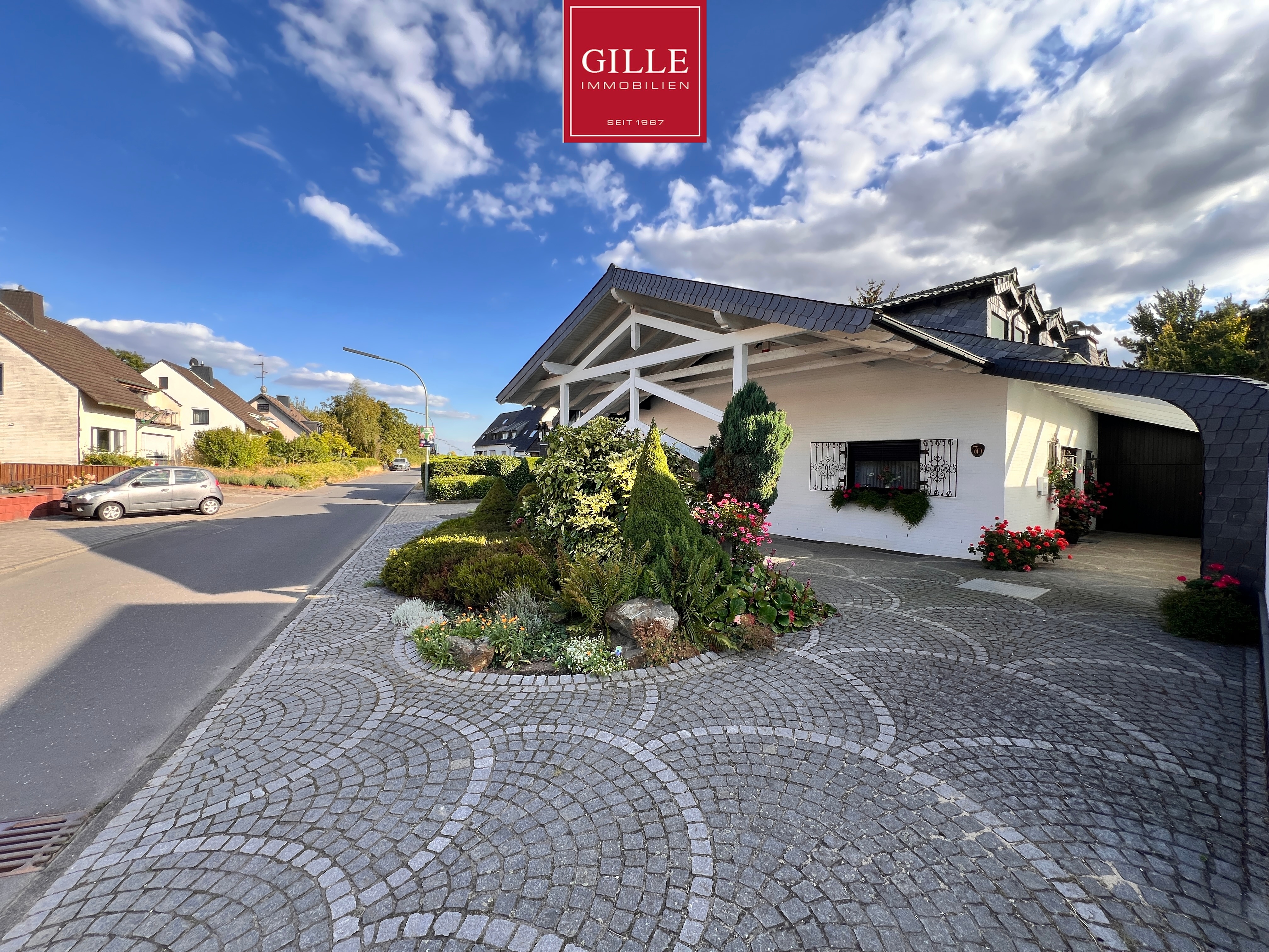 Ansicht 2 von: Neuss-Speck-Wehl: Paradiesischer Garten mit freistehendem großen 1-Familienhaus kurzfristig frei !!!