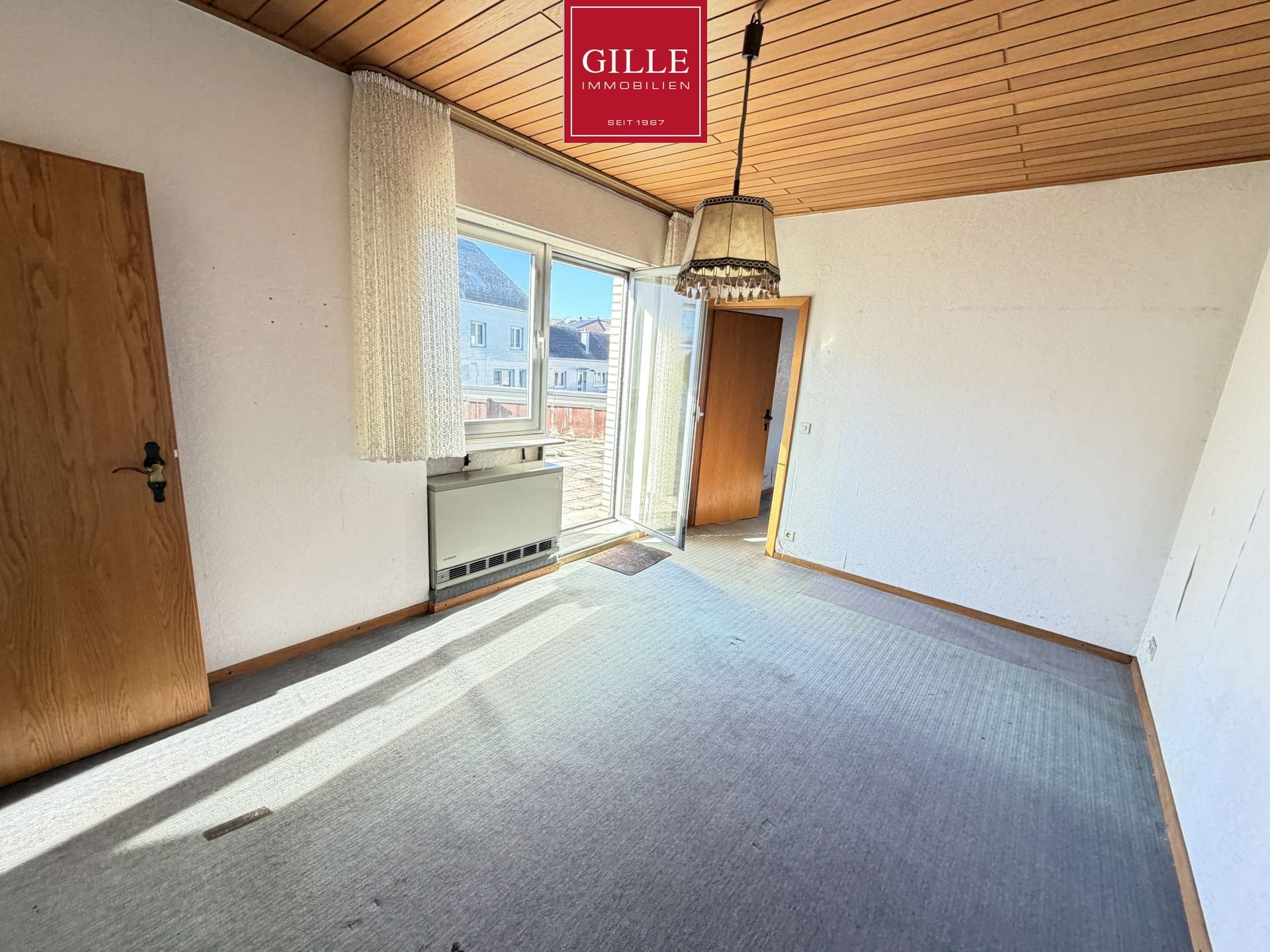 Ansicht 17 von: Grevenbroich -Gustorf: Großes 1- bis 2-Familienhaus mit 8 Zimmern, 2 Bädern, Garten u. Garage / frei