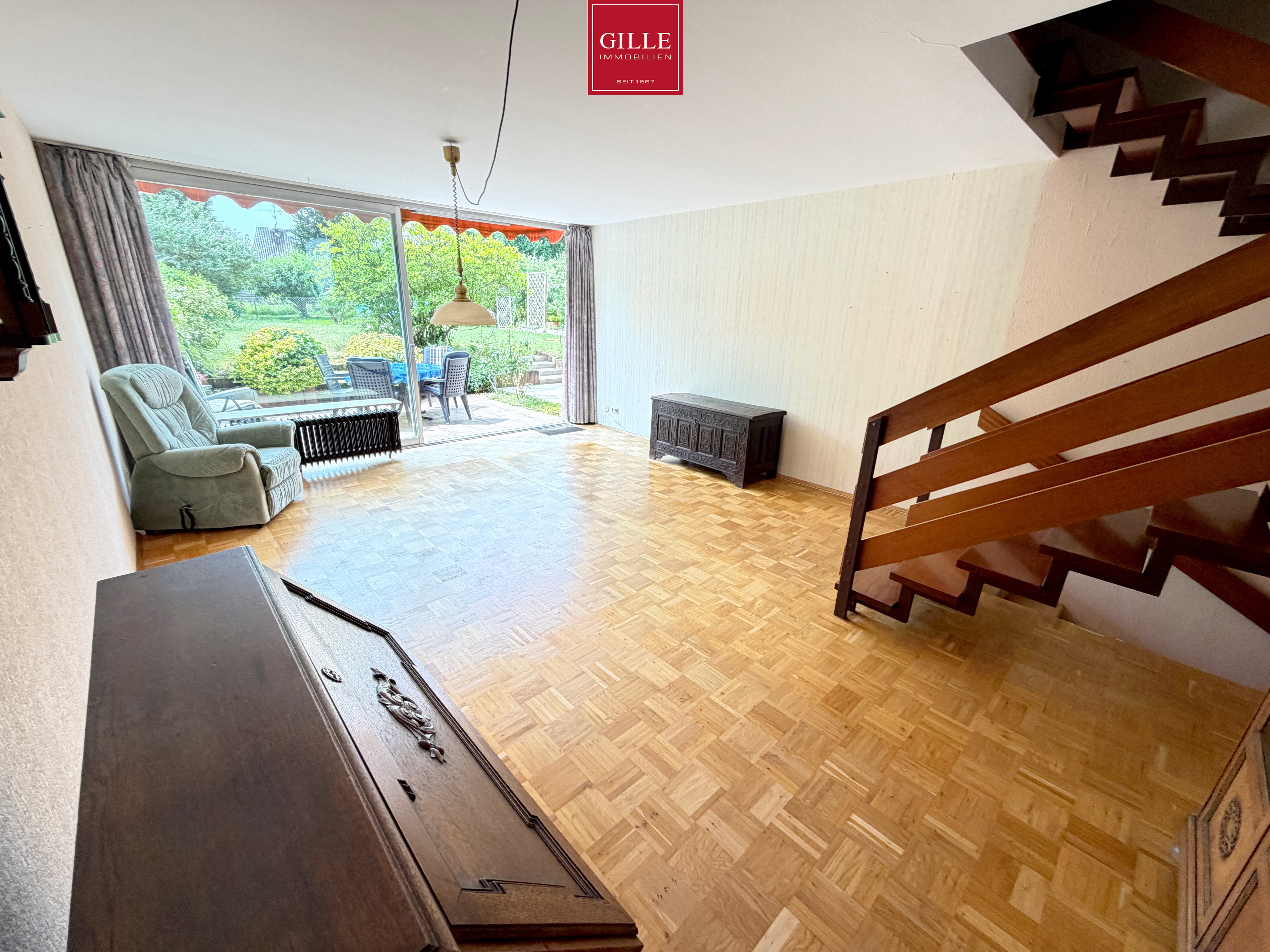 Ansicht 19 von: Familienfreundliches Reihenmittelhaus mit Split-Level-Architektur, Garage und Garten in NE-Rosellen