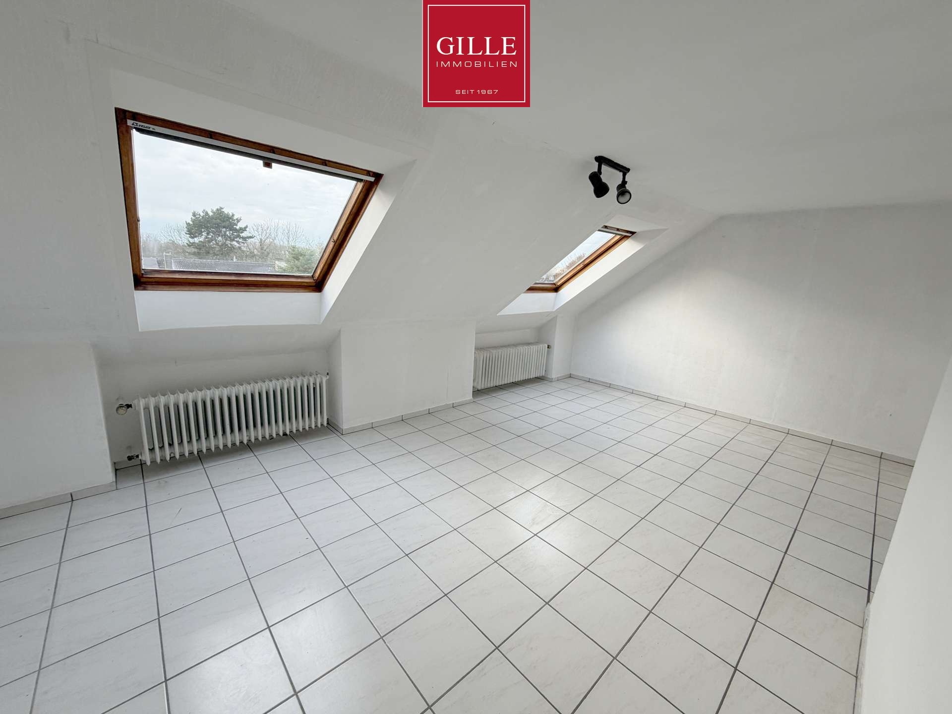 Ansicht 17 von: Gepflegtes Einfamilienhaus mit Wintergarten, großem Garten, Garage und kleiner Werkstatt, frei !!!