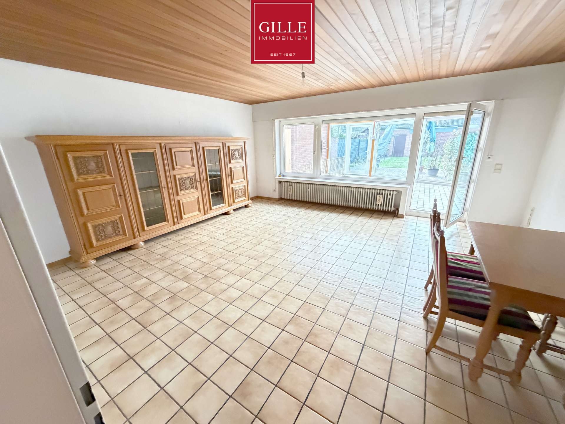 Ansicht 9 von: Gepflegtes Einfamilienhaus mit Wintergarten, großem Garten, Garage und kleiner Werkstatt, frei !!!