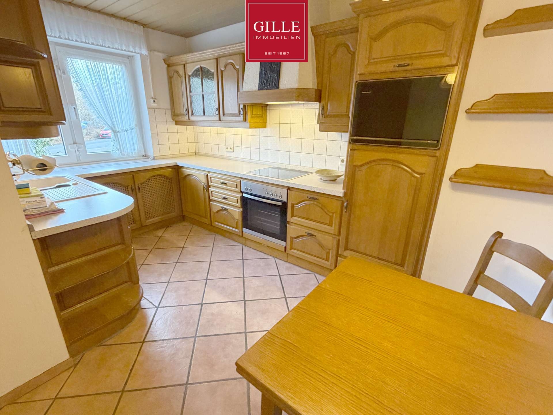 Ansicht 5 von: Gepflegtes Einfamilienhaus mit Wintergarten, großem Garten, Garage und kleiner Werkstatt, frei !!!