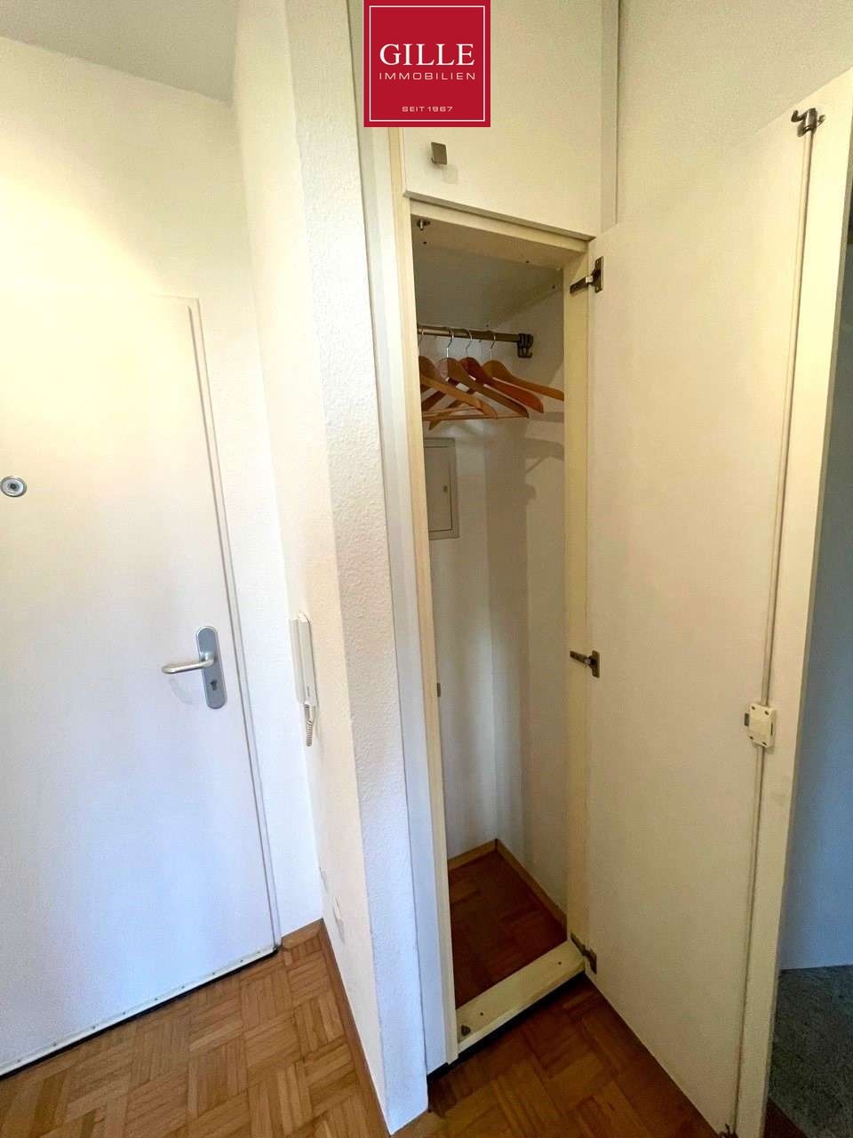 Ansicht 6 von: Neuss-Furth: Helles u. modernes Apartment mit EBK, Wannenbad u. TG-Stellplatz