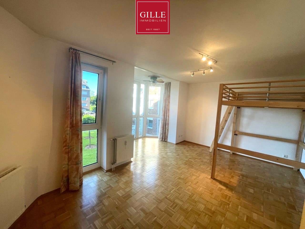 Ansicht 9 von: Neuss-Furth: Helles u. modernes Apartment mit EBK, Wannenbad u. TG-Stellplatz