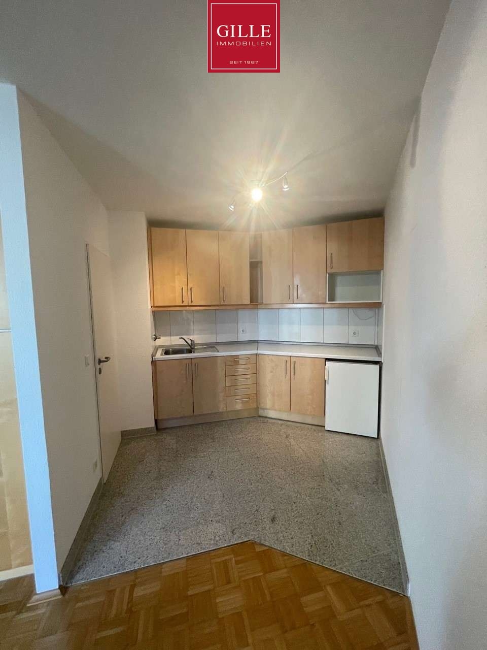 Ansicht 17 von: Neuss-Furth: Helles u. modernes Apartment mit EBK, Wannenbad u. TG-Stellplatz