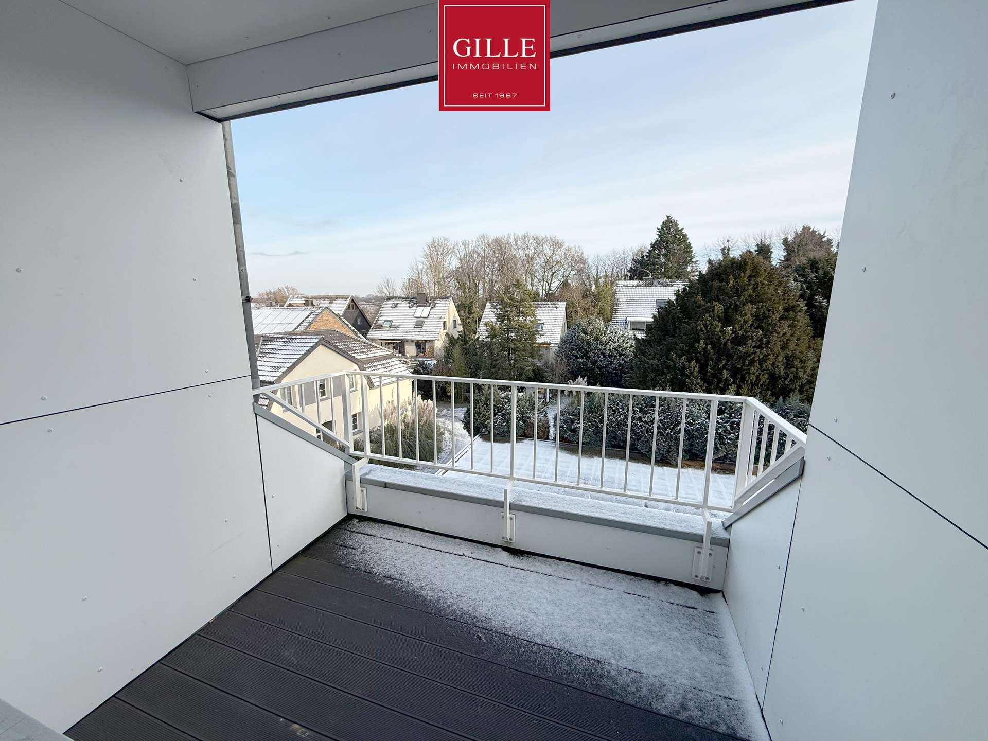 Ansicht 5 von: Neuss-Hoisten: 3-Zimmer-Maisonettewhg. im Dachgeschoss mit Loggia und Tageslichtbad in ruhiger Lage