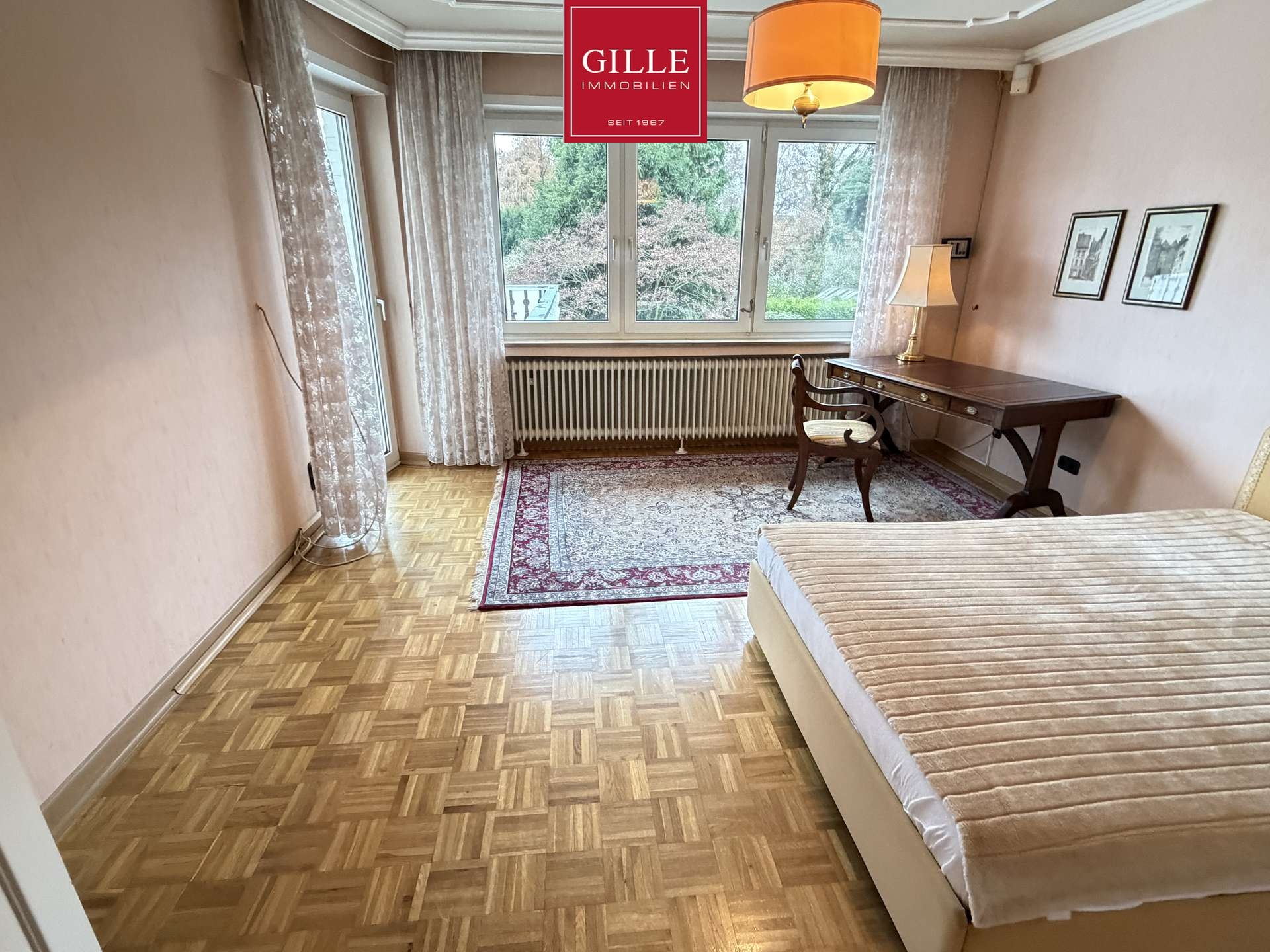 Ansicht 19 von: Große DHH in kinderfreundlicher, ruhiger Wohnlage-6 Zimmer, Einbauküche, toller Garten, Garage, frei