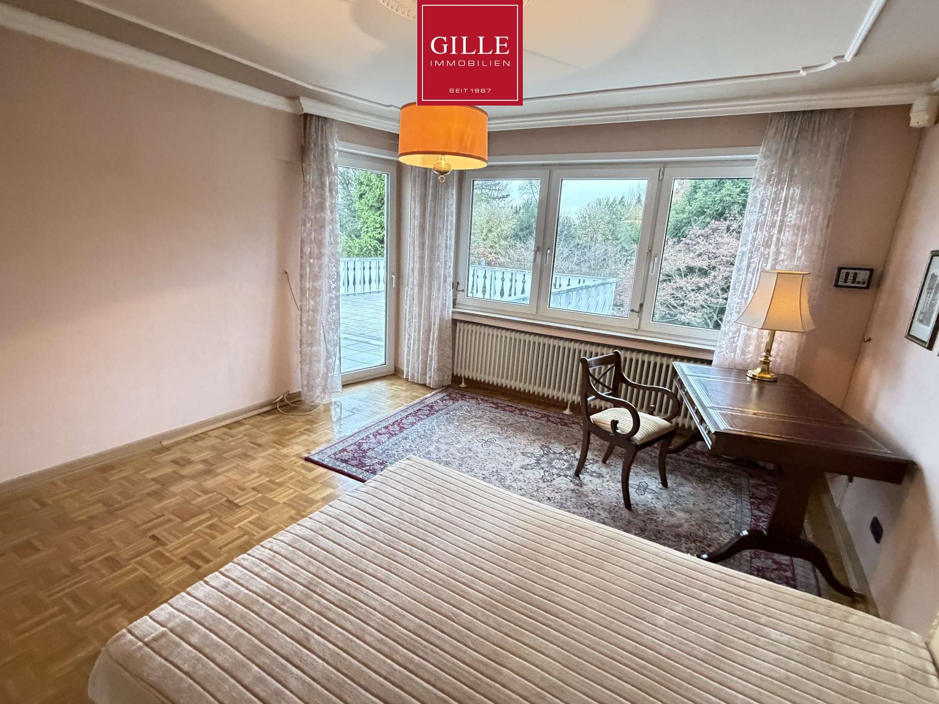 Ansicht 20 von: Große DHH in kinderfreundlicher, ruhiger Wohnlage-6 Zimmer, Einbauküche, toller Garten, Garage, frei