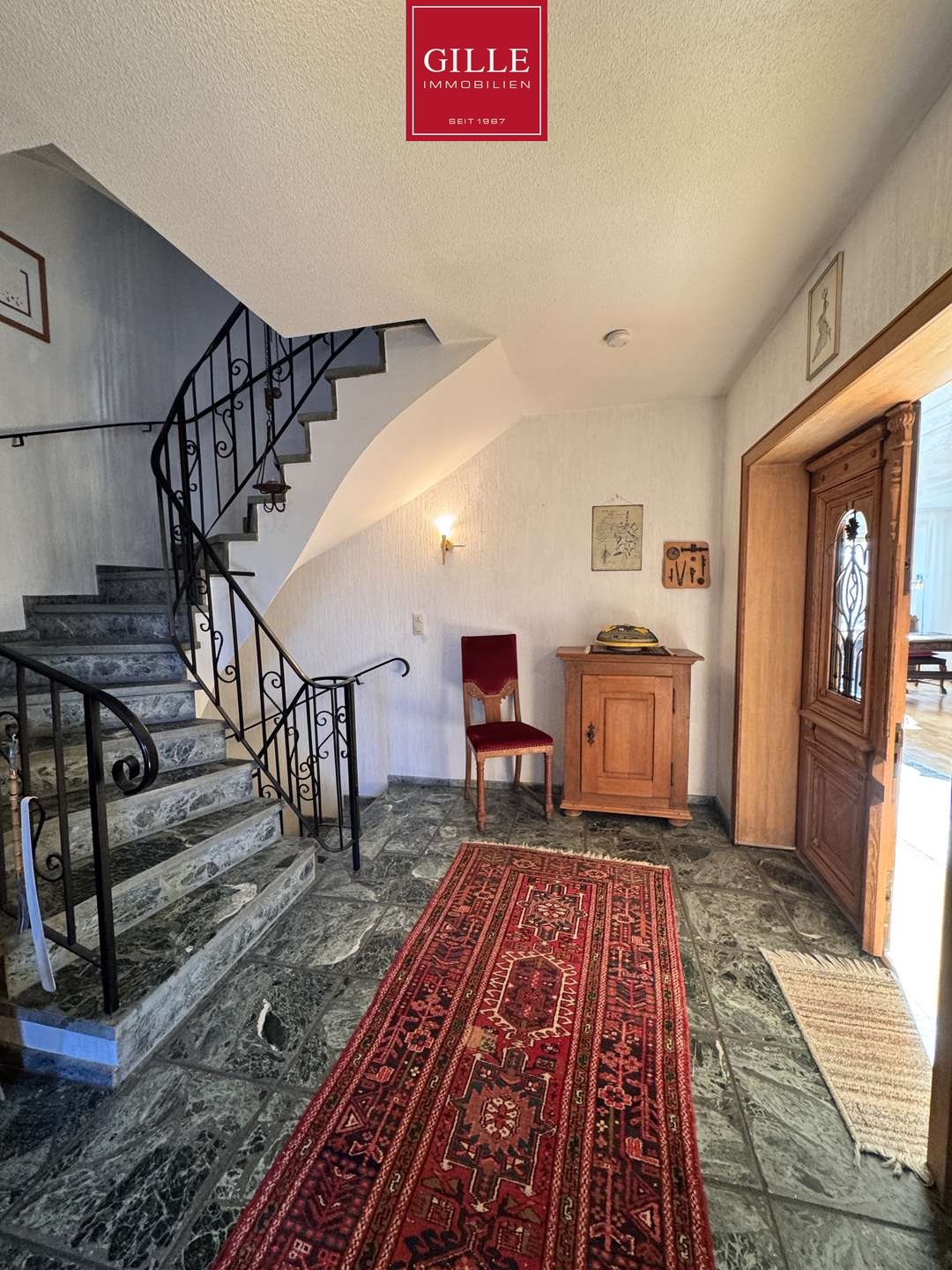 Ansicht 7 von: Exklusiv im Dreikönigenviertel – familienfreundliche Doppelhaushälfte in verkehrsberuhigter Lage