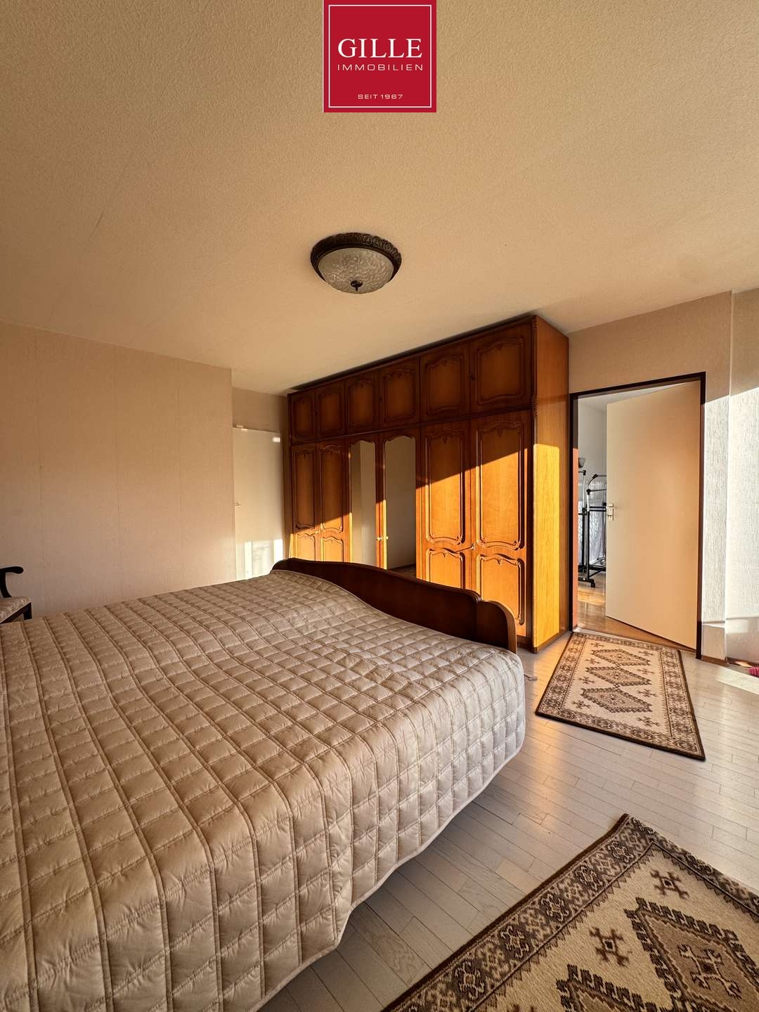 Ansicht 10 von: Exklusiv im Dreikönigenviertel – familienfreundliche Doppelhaushälfte in verkehrsberuhigter Lage