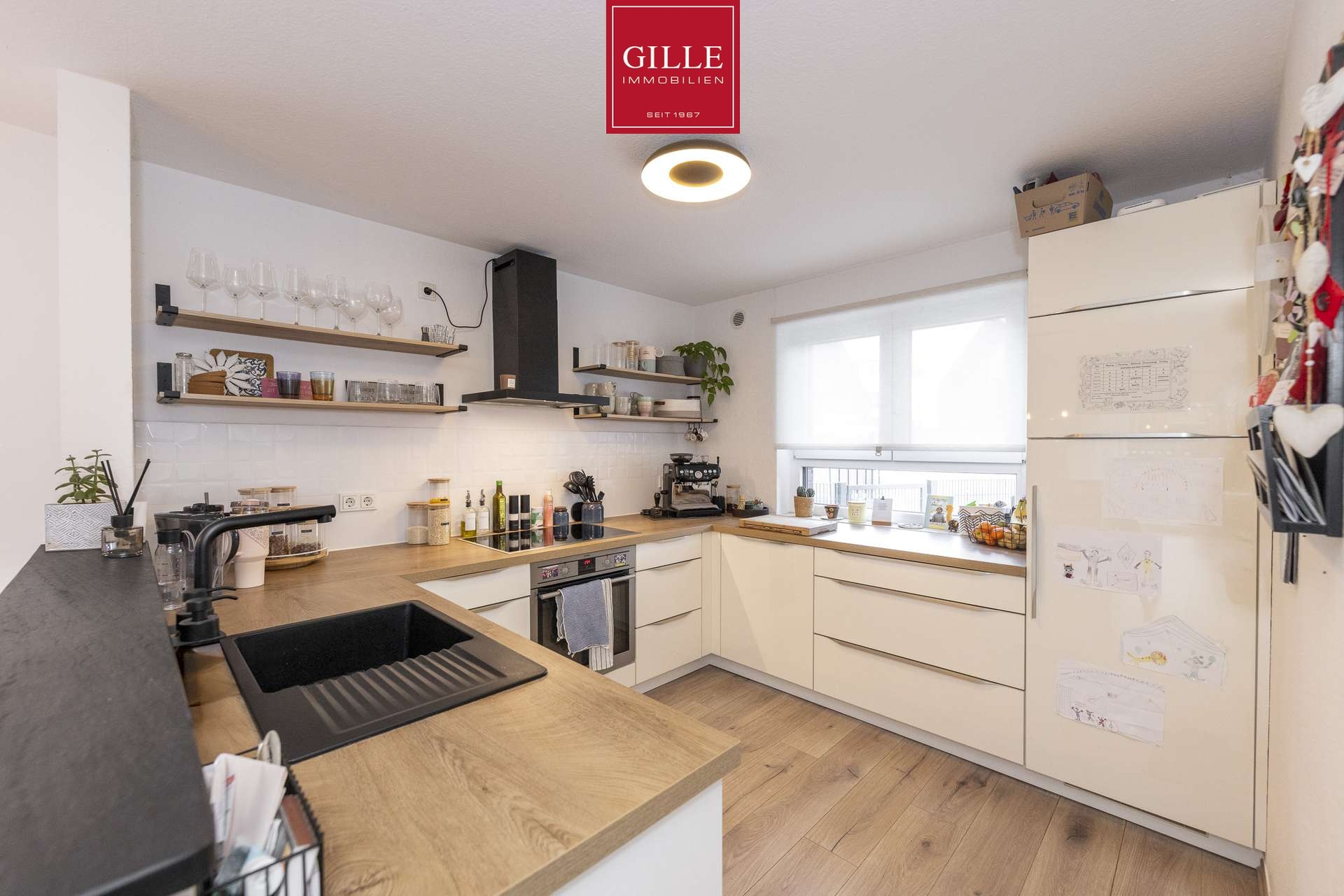 Ansicht 16 von: Modernes Reiheneckhaus mit Solar-Power & Wohn-Souterrain - Einziehen und fertig !!!