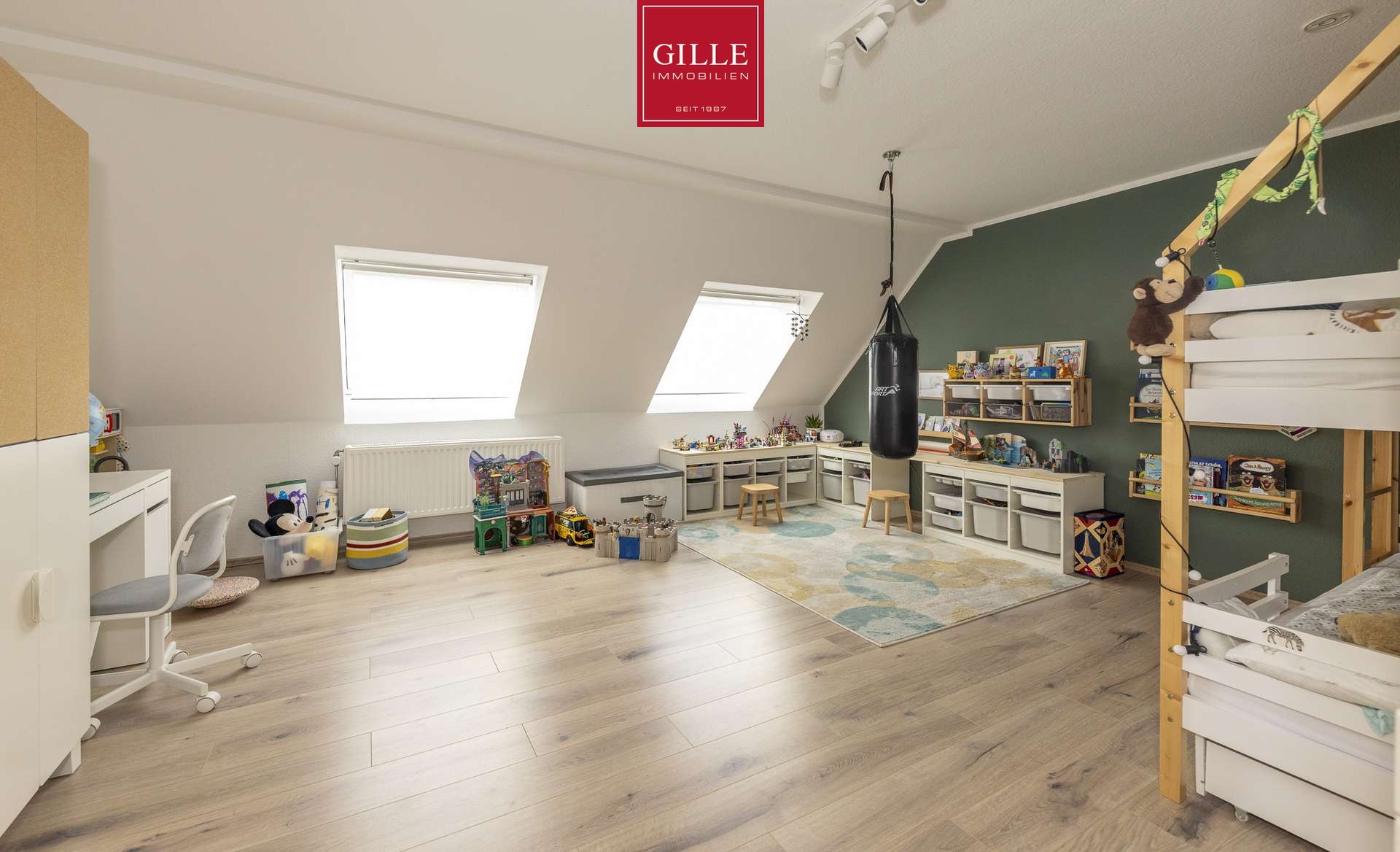 Ansicht 18 von: Modernes Reiheneckhaus mit Solar-Power & Wohn-Souterrain - Einziehen und fertig !!!