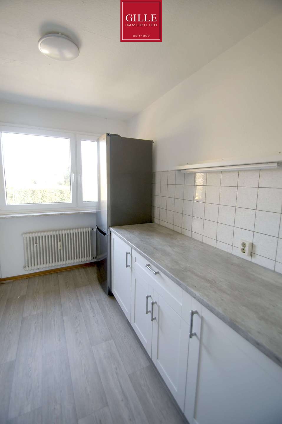 Ansicht 6 von: Neuss-Reuschenberg: Helle u. großzügige 3-Zim.-Whg mit Tageslichtbad, EBK u. Terrasse