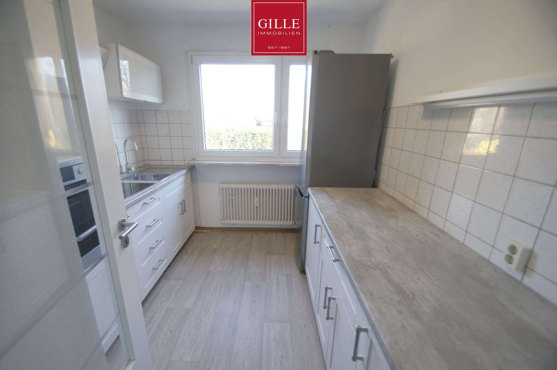 Ansicht 4 von: Neuss-Reuschenberg: Helle u. großzügige 3-Zim.-Whg mit Tageslichtbad, EBK u. Terrasse