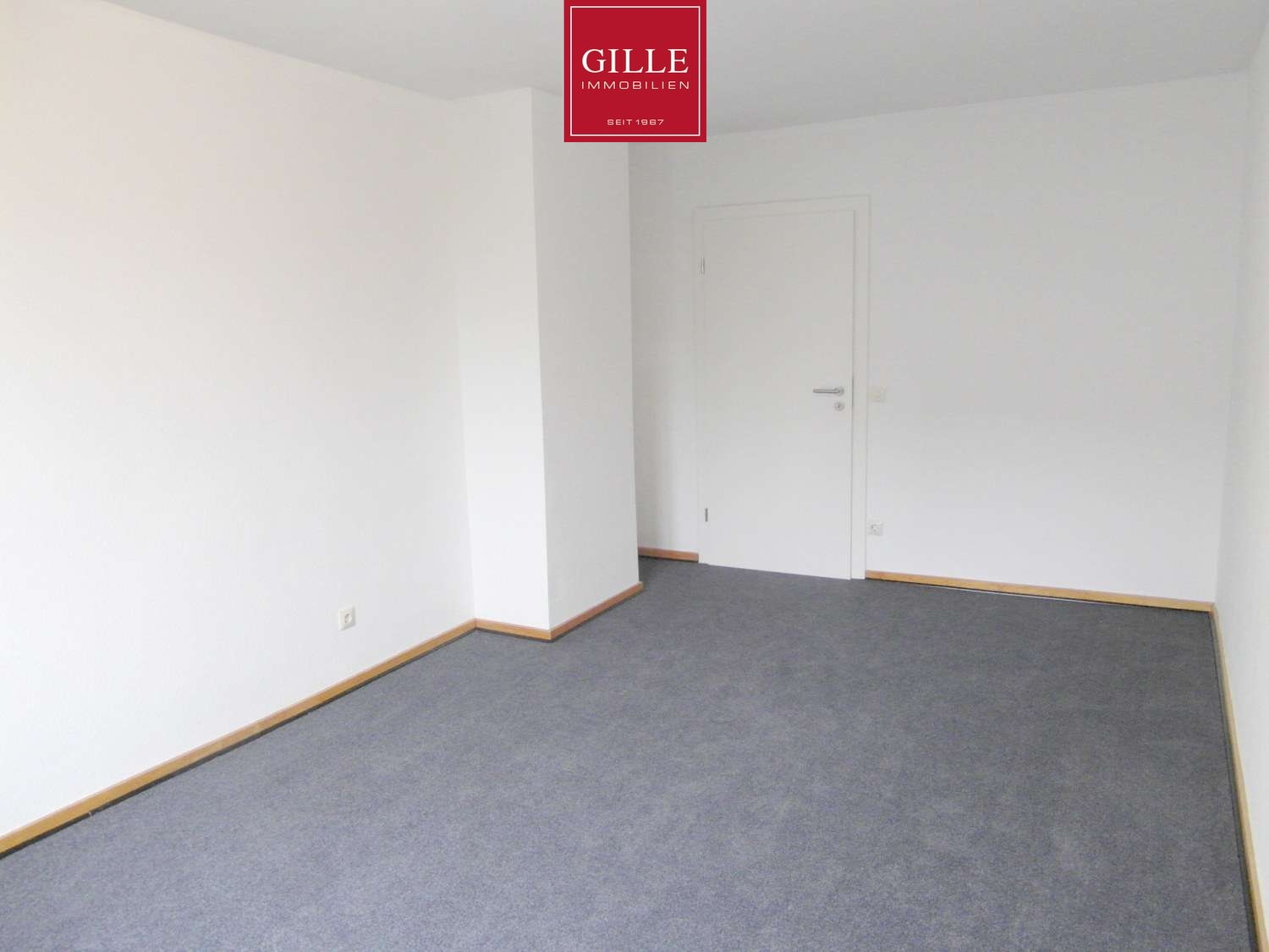 Ansicht 10 von: Neuss-Reuschenberg: Helle u. großzügige 3-Zim.-Whg mit Tageslichtbad, EBK u. Terrasse