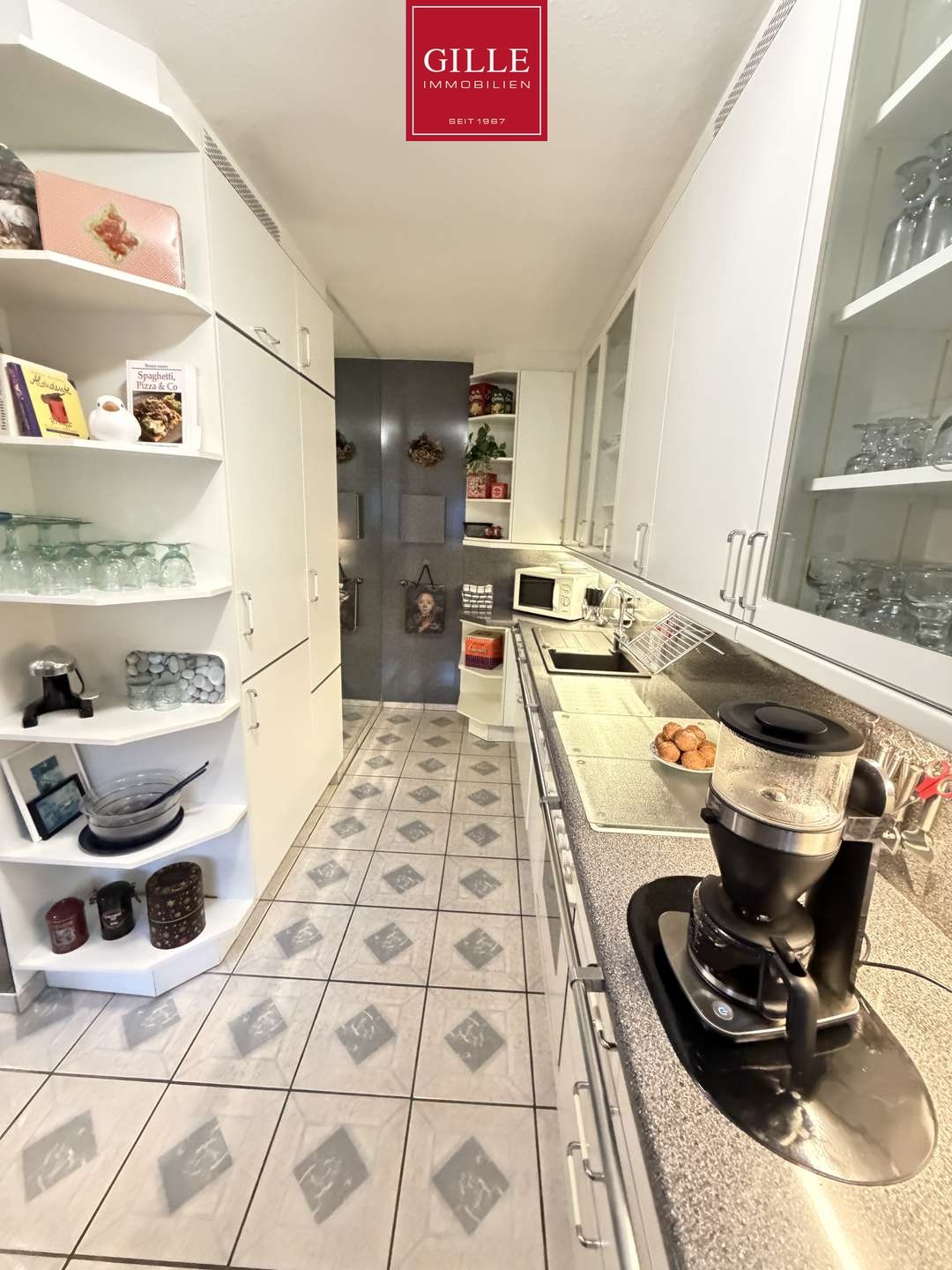 Ansicht 18 von: Sofort beziehbare 3-Zimmer ETW mit großem Gartenbalkon, Einbauküche und Aufzug, nahe Kaarster See