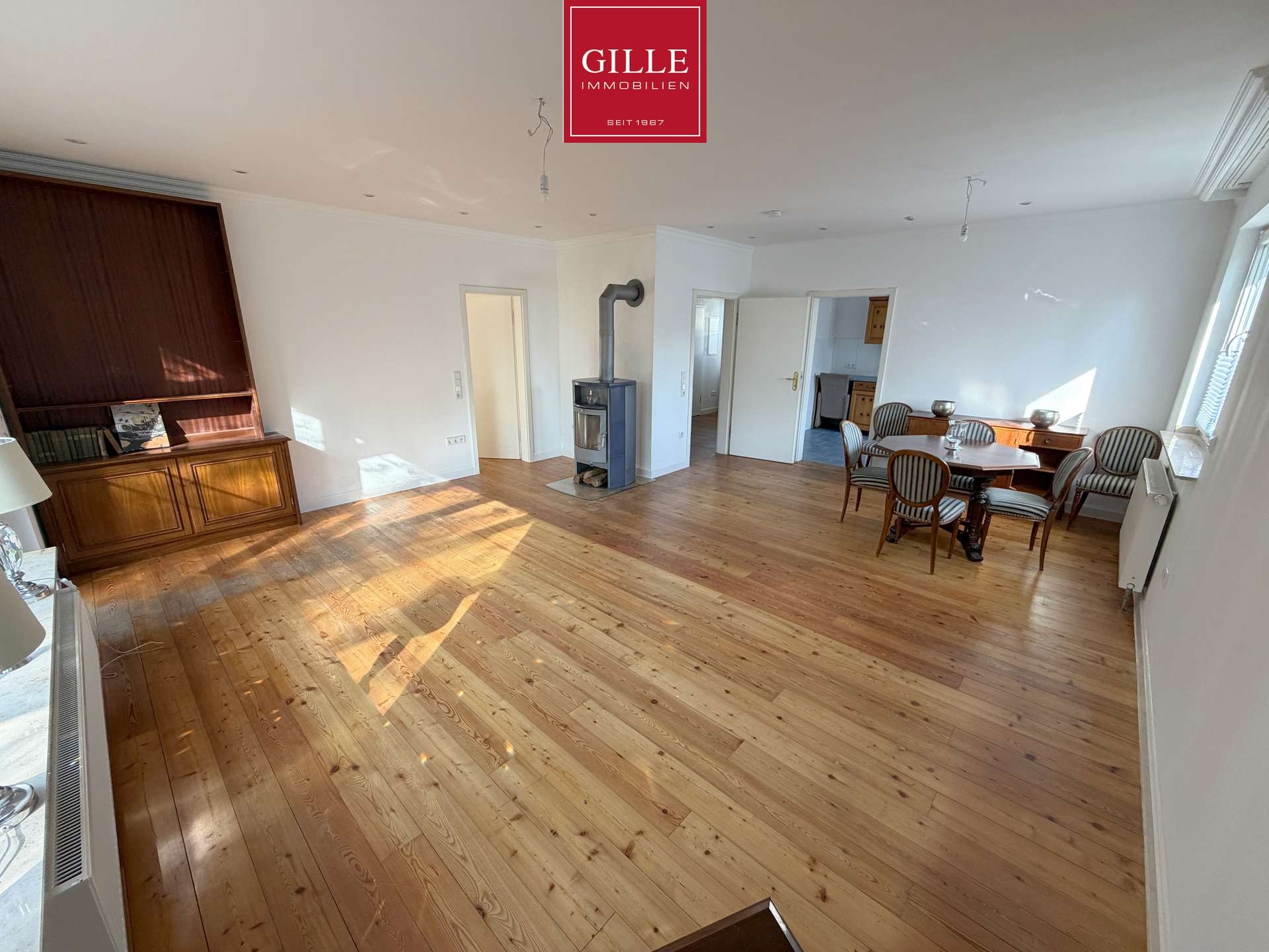 Ansicht 11 von: Neuss-Hoisten: Einmalige Gelegenheit, freistehendes 1-Familienhaus aus 2006 mit Gewerbehalle