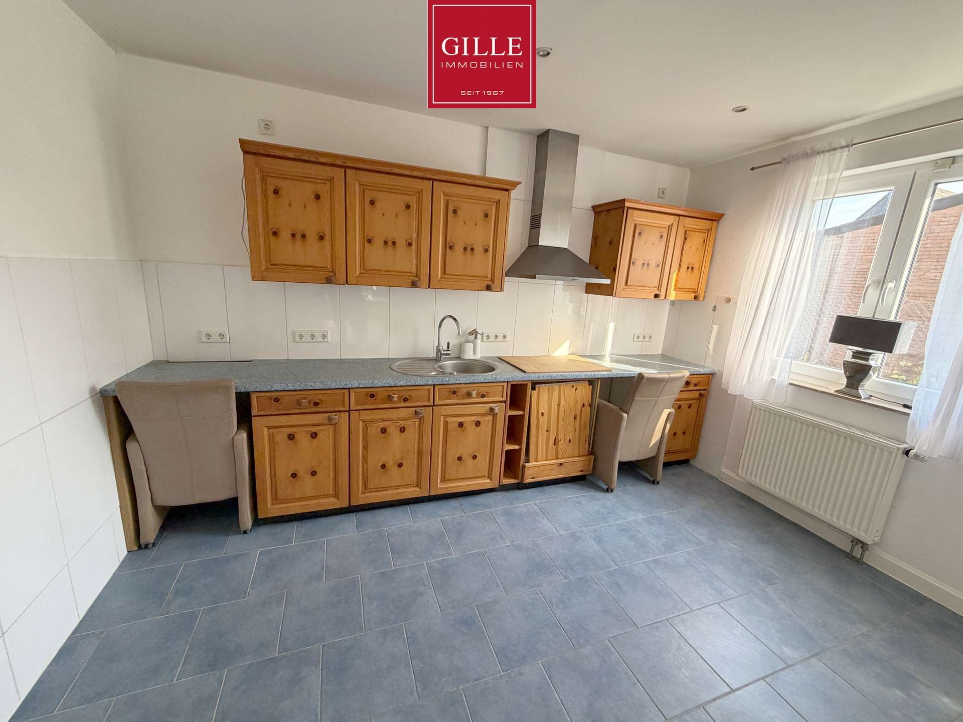 Ansicht 8 von: Neuss-Hoisten: Einmalige Gelegenheit, freistehendes 1-Familienhaus aus 2006 mit Gewerbehalle