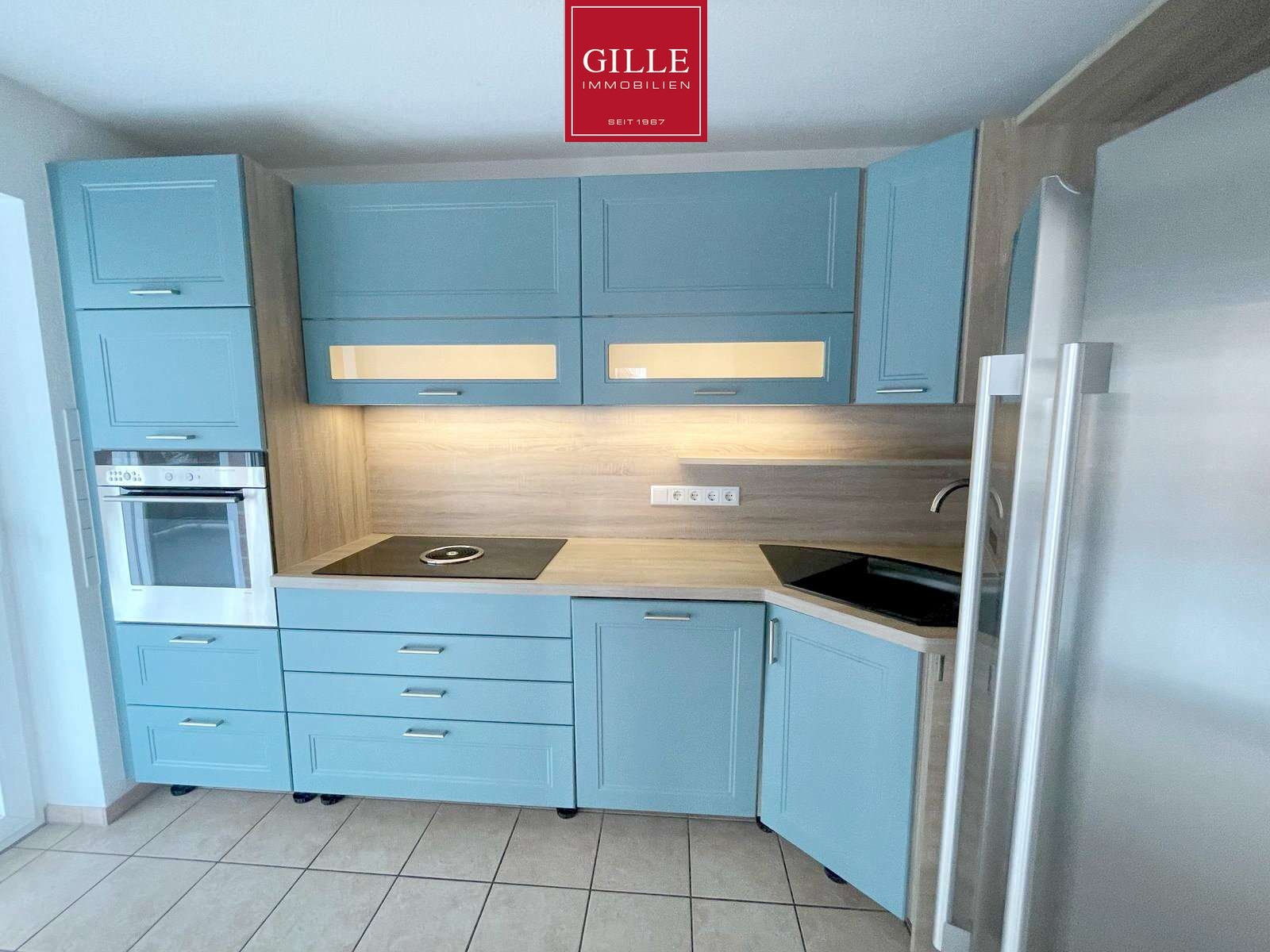 Ansicht 12 von: Reserviert! Barrierefreie 3-Zimmerwohnung mit 2 Bädern, EBK, Loggia, Aufzug und 2 TG-Stellplätzen