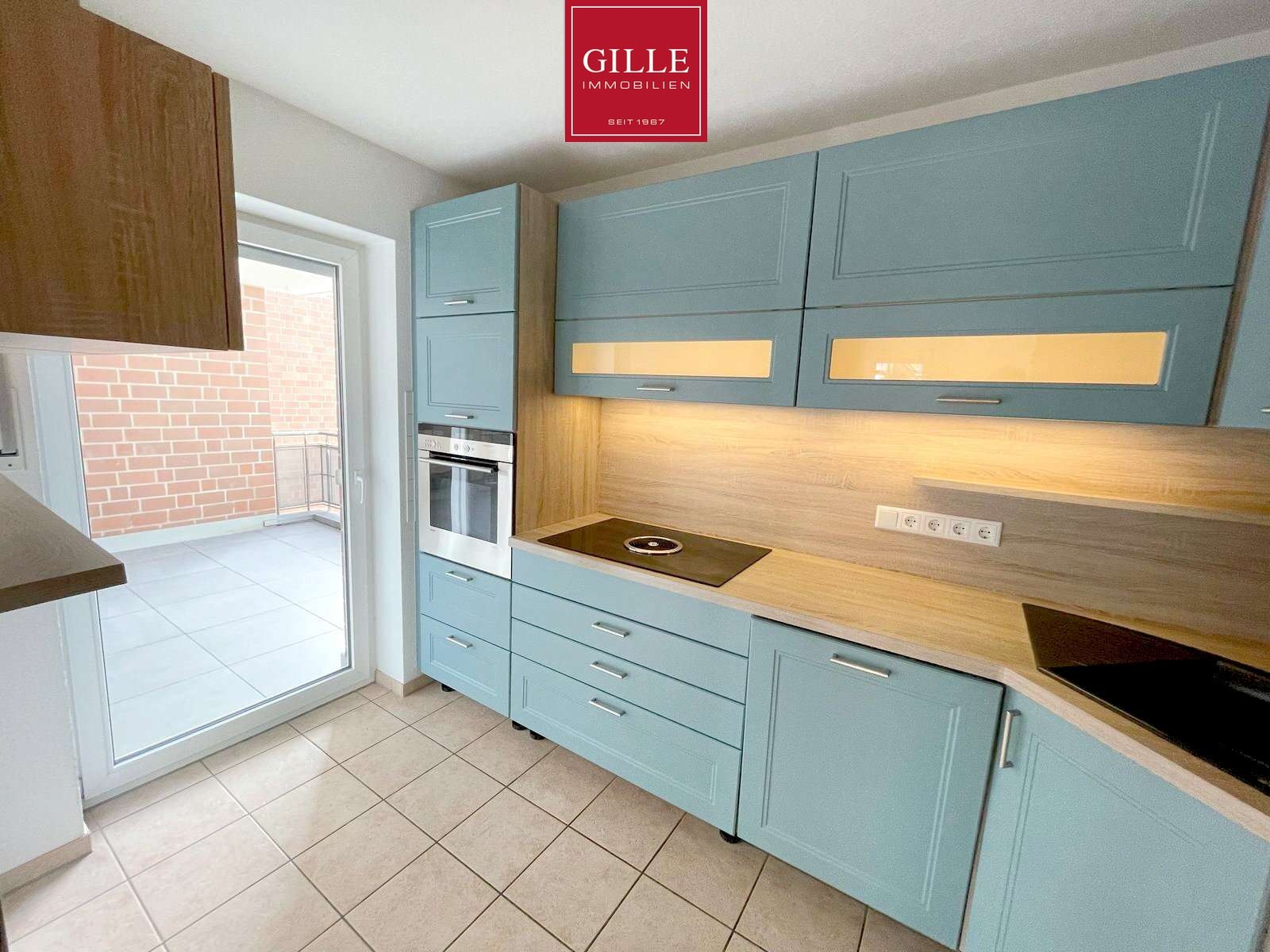 Ansicht 13 von: Reserviert! Barrierefreie 3-Zimmerwohnung mit 2 Bädern, EBK, Loggia, Aufzug und 2 TG-Stellplätzen