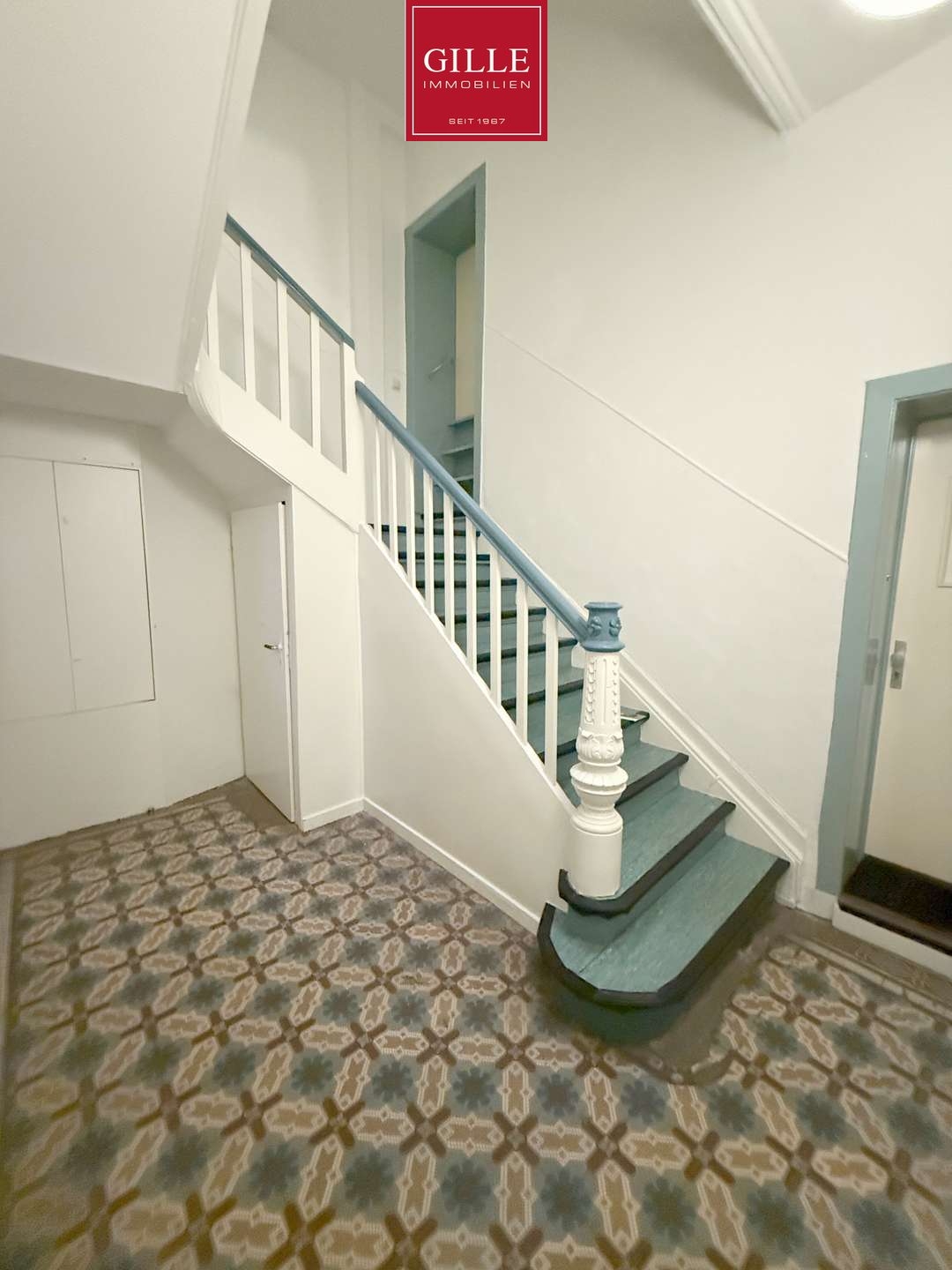 Ansicht 20 von: Charmante 2,5-Zimmer-Altbauwohnung mit Balkon, EBK und Tageslichtbad in der Neusser-Innenstadt