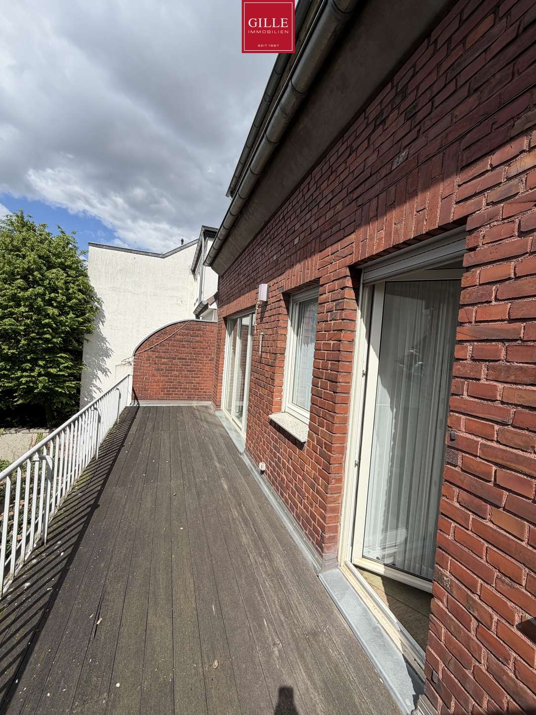 Ansicht 13 von: Neuss-Innenstadt: Großzügiges Stadthaus als Einfamilienhaus mit Einliegerwohnung und Garage
