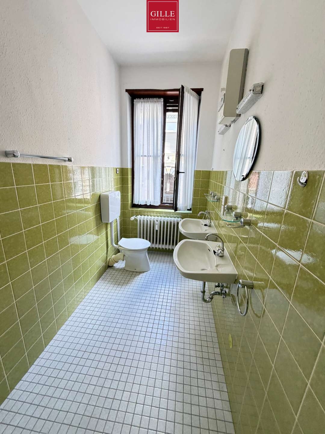 Ansicht 18 von: Neuss-Innenstadt: Großzügiges Stadthaus als Einfamilienhaus mit Einliegerwohnung und Garage