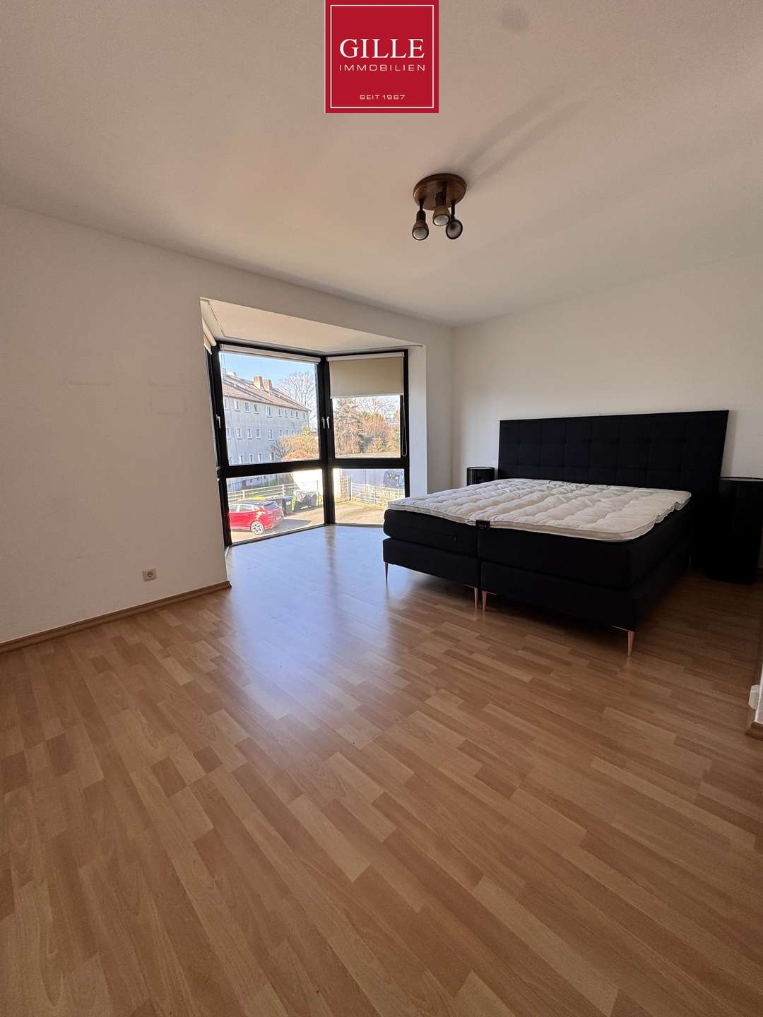 Ansicht 6 von: Exklusive Lage am Rhein – Gepflegte 2-Zimmer-Wohnung mit Balkon und Stellplatz