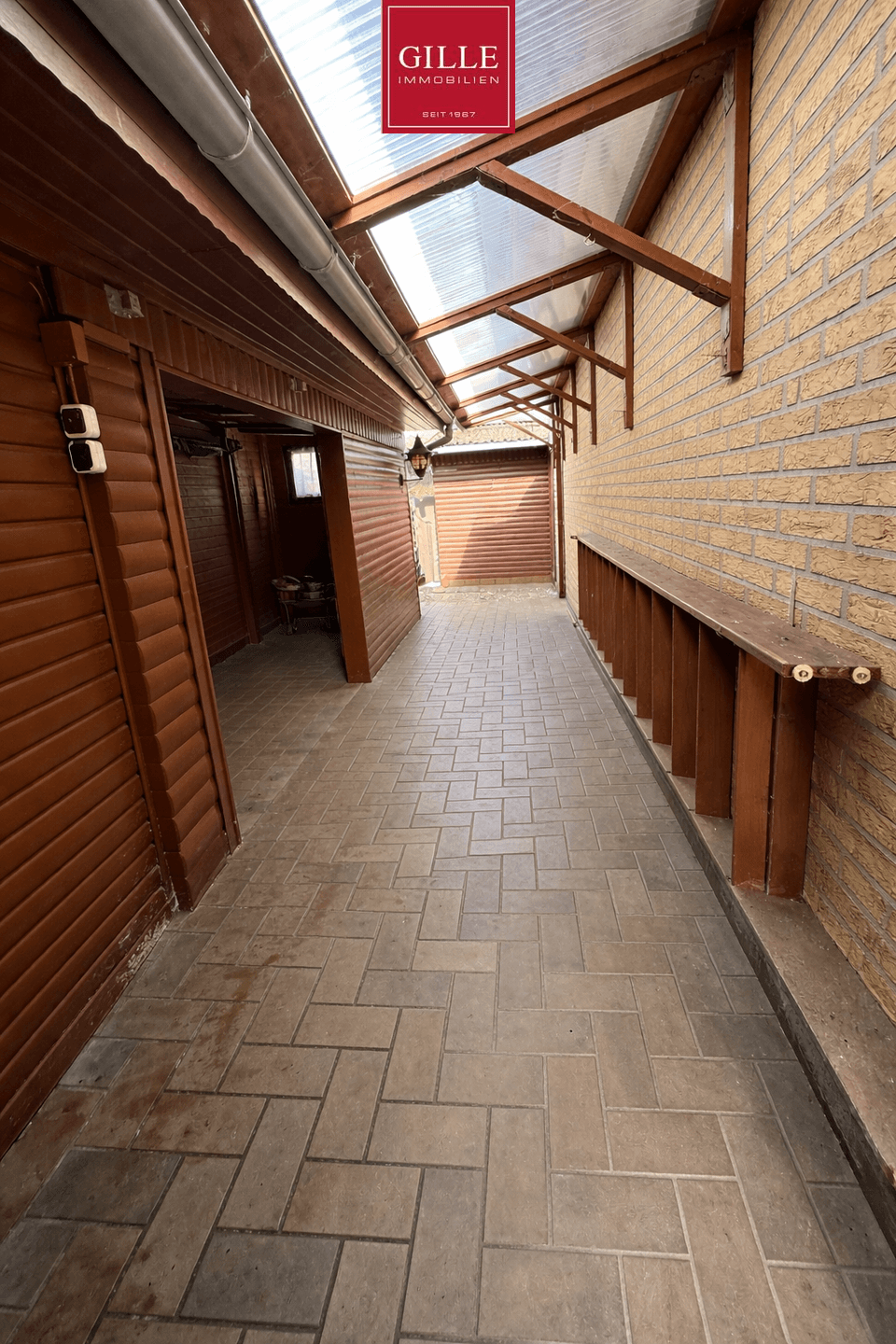 Ansicht 15 von: Bungalow mit Innenhof,  Wärmepumpe und jeder Menge Potenzial - verwirklichen Sie Ihren Wohntraum