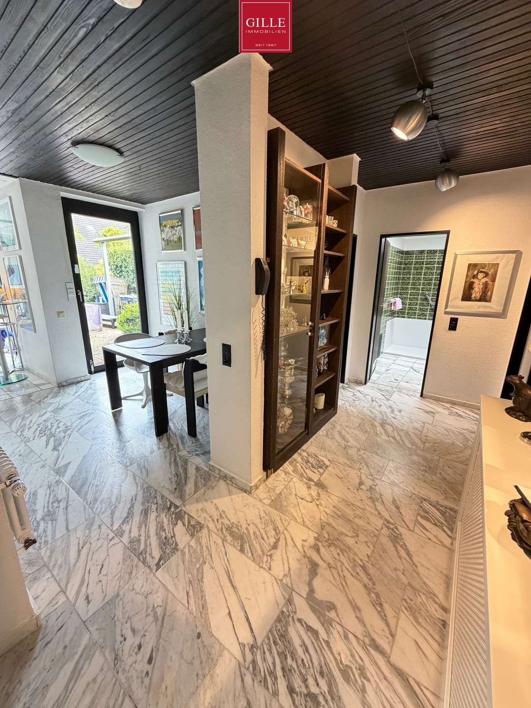 Ansicht 4 von: Kaarst-Holzbüttgen: Sehr gepflegter Familienbungalow im Edelsteinviertel mit gr. Garten und Garage