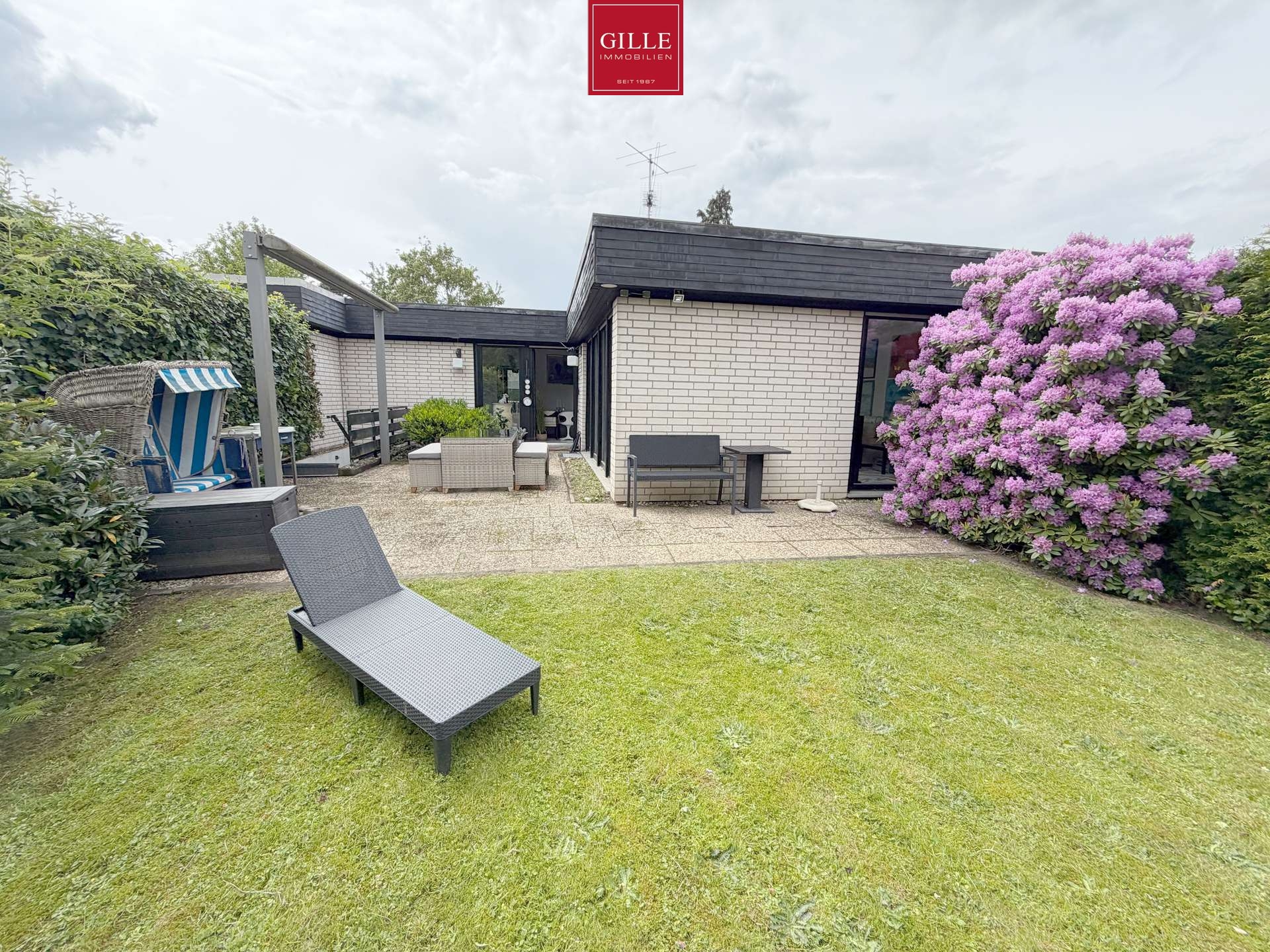 Ansicht 19 von: Kaarst-Holzbüttgen: Sehr gepflegter Familienbungalow im Edelsteinviertel mit gr. Garten und Garage
