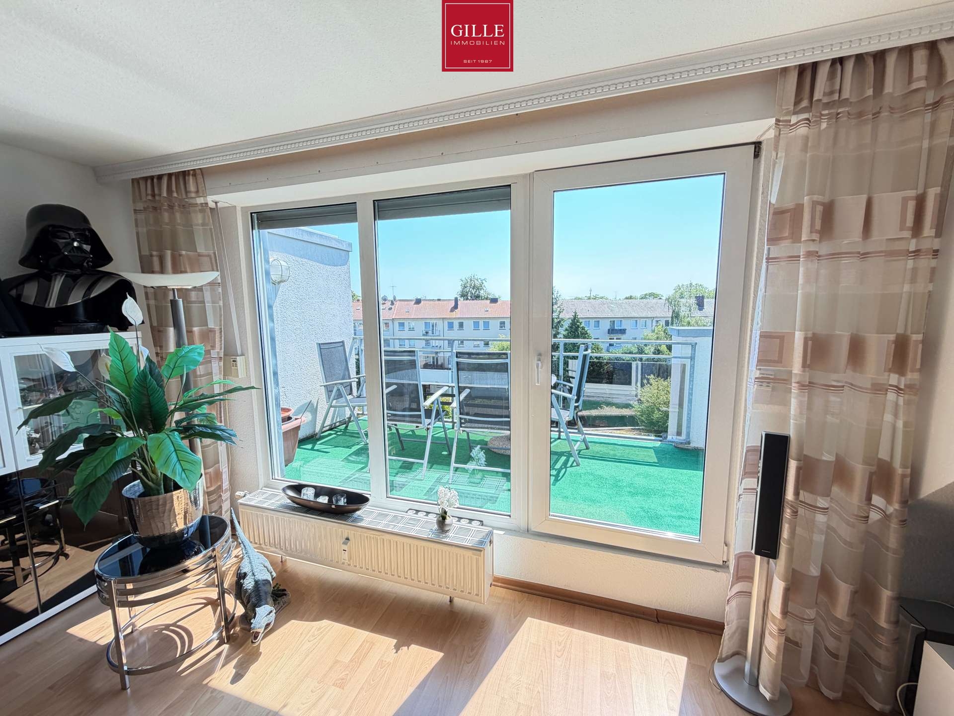 Ansicht 18 von: Über den Dächern von Düsseldorf: Große Galerie-Maisonette-Wohnung mit Aufzug u. Dachterrasse, frei !