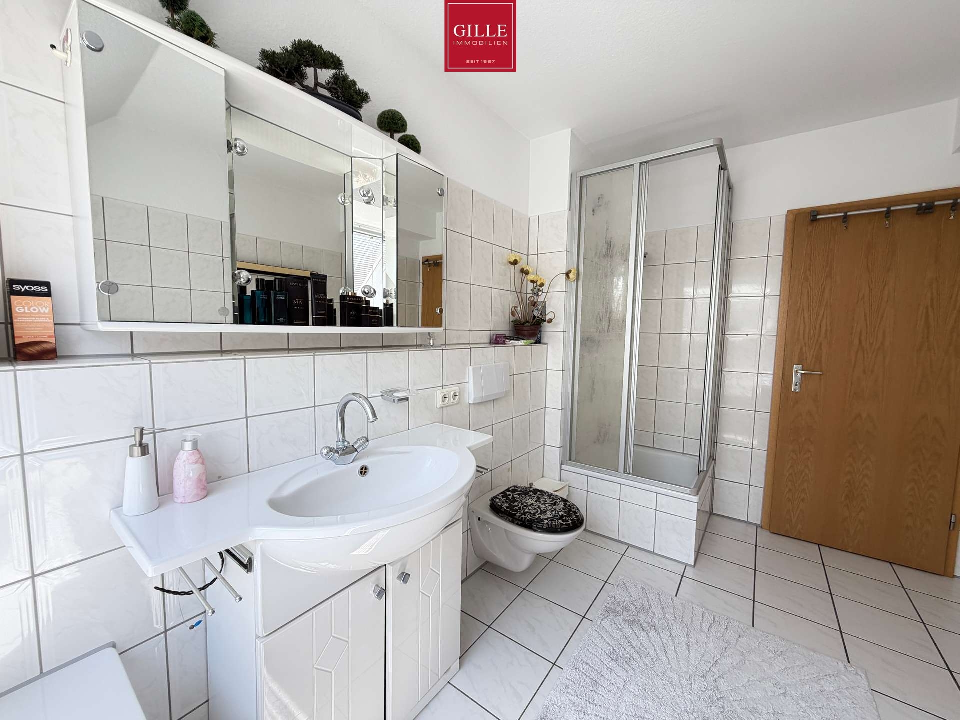 Ansicht 6 von: Über den Dächern von Düsseldorf: Große Galerie-Maisonette-Wohnung mit Aufzug u. Dachterrasse, frei !