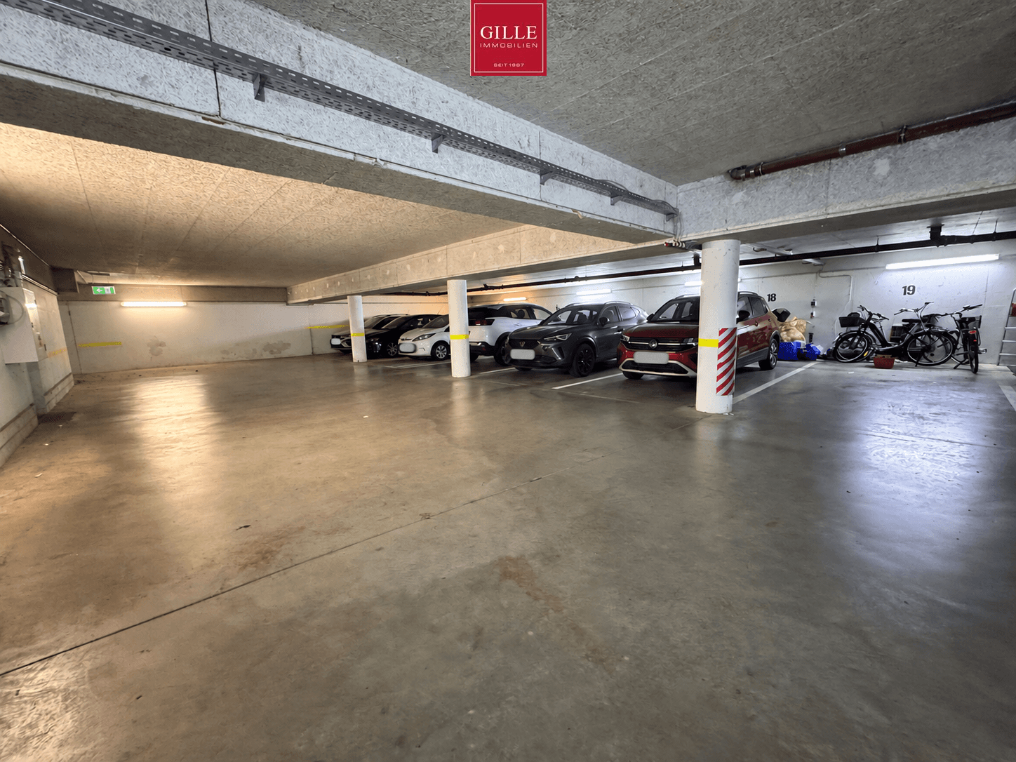 Ansicht 16 von: Sofort Verfügbar - Helle Maisonette-Wohnung mit Galerie, Balkon und zwei Stellplätzen