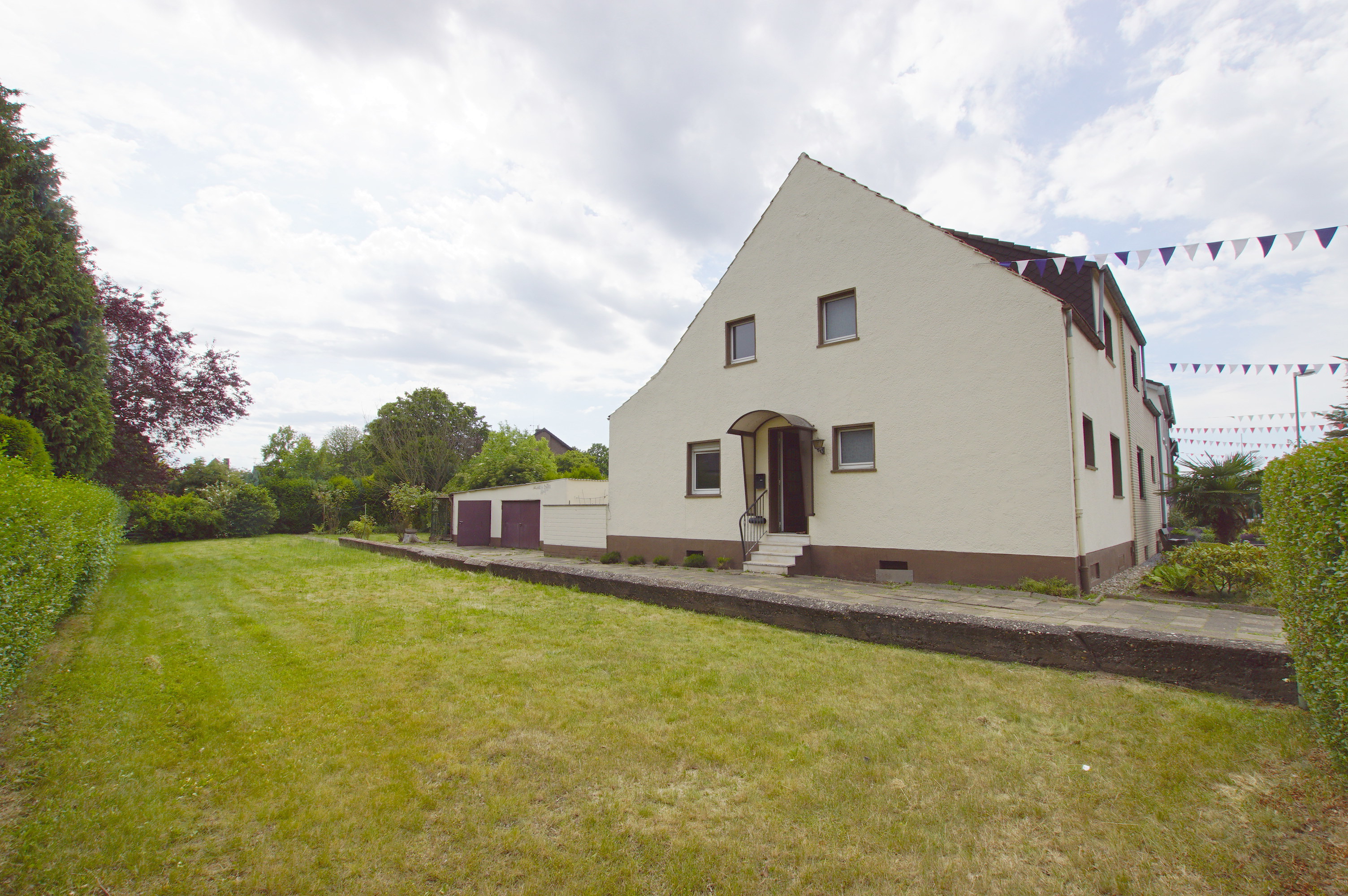 Haus Kaufen Hauskauf Im Rhein Kreis Neuss Gille Immobilien