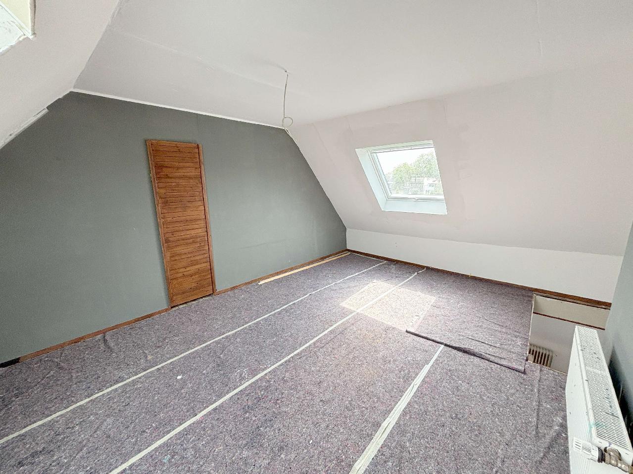 Gepflegtes Zweifamilienhaus mit Garten in begehrter Lage der NeusserFurth