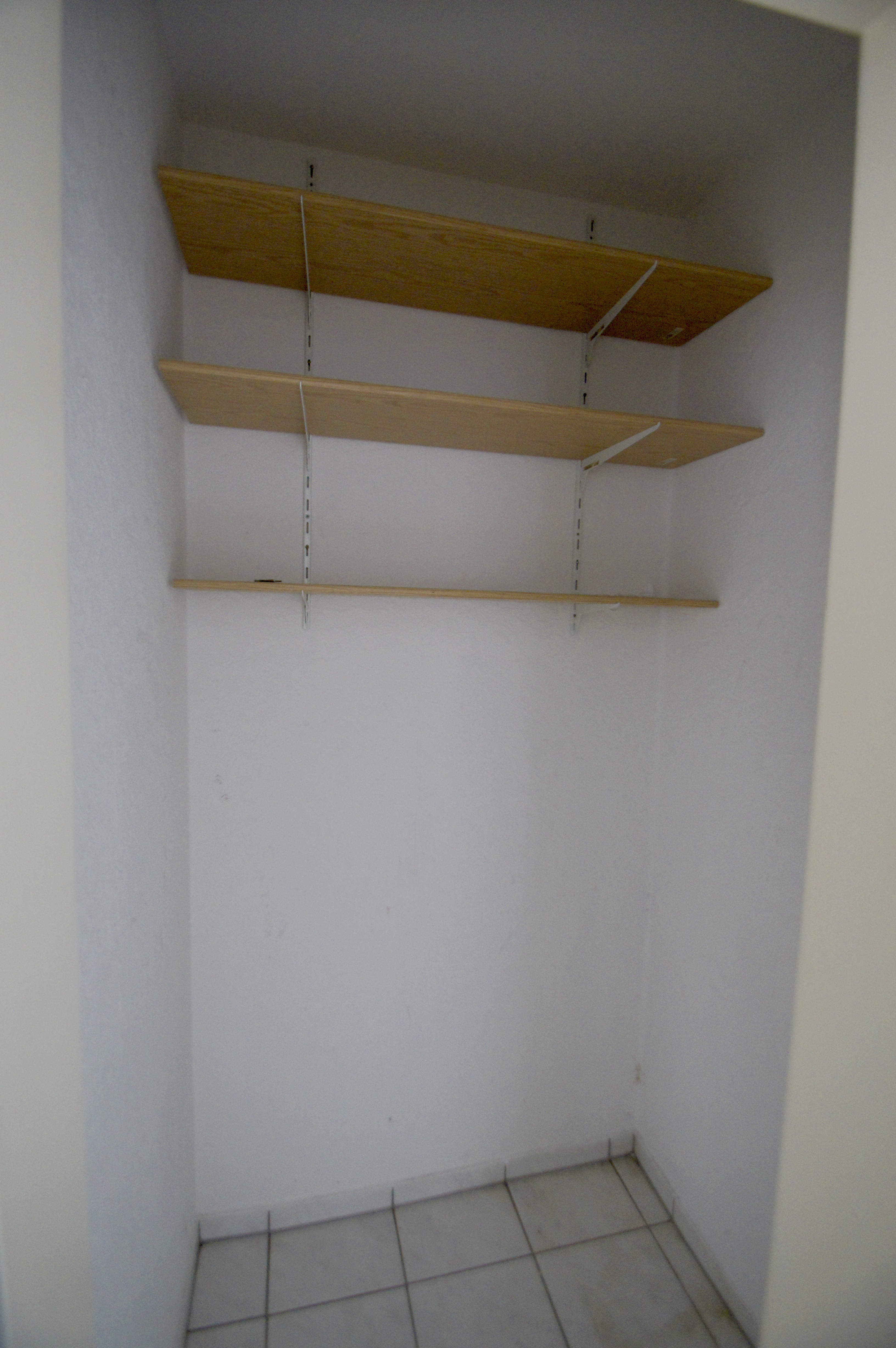 Tolle 2 Zimmerwohnung Mit Tollem Wohnraum Loggia Wannenbad
