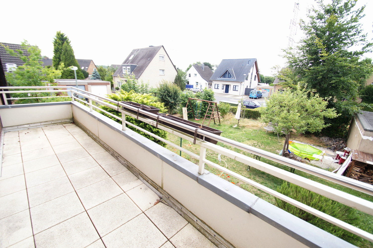 Ansicht 6 von: Vermietet! Helle u. moderne 3-Zim. Whg mit offenem Wohn-Essbereich, Kamin u. Südwestbalkon