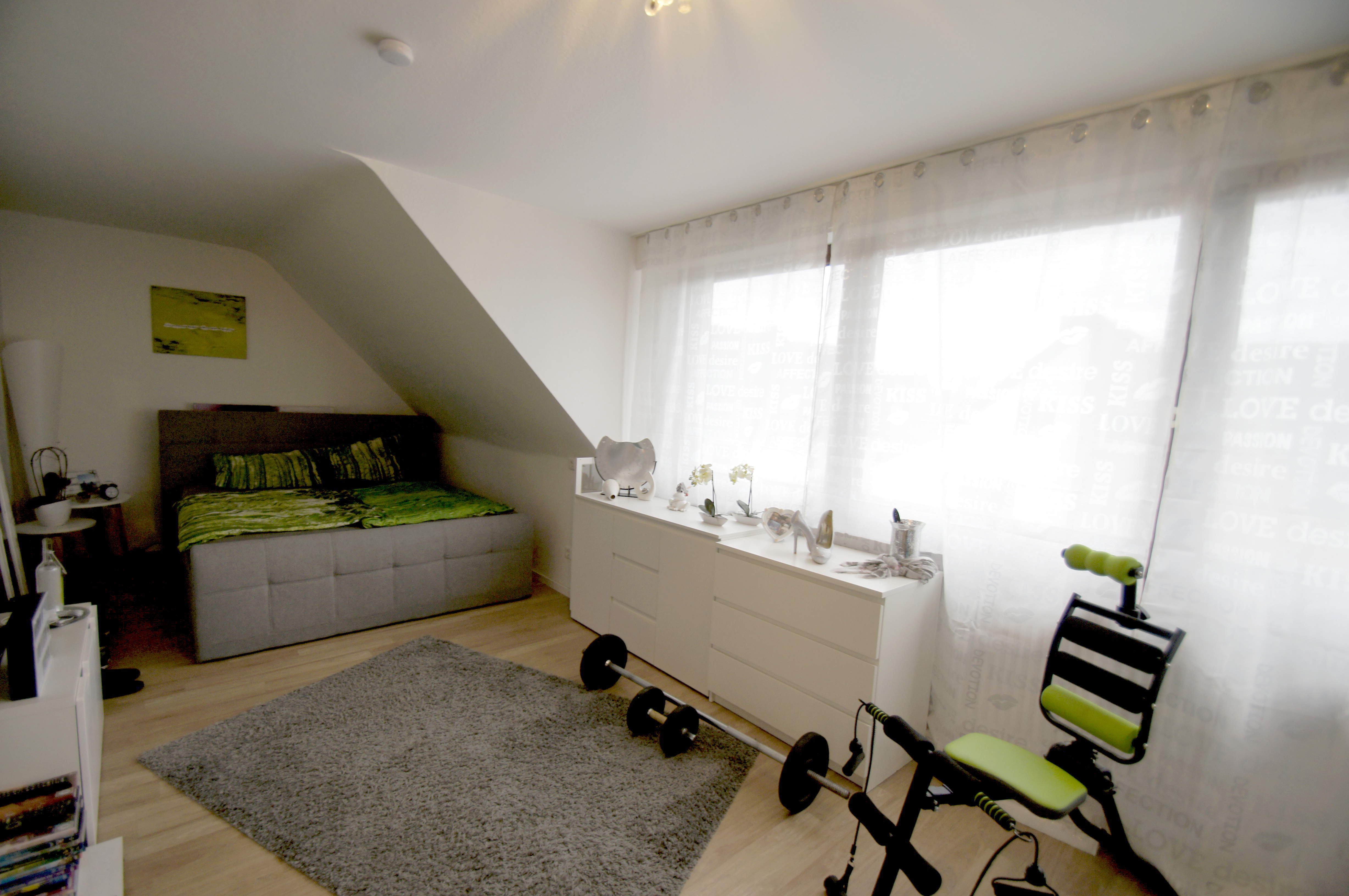 Ansicht 13 von: Vermietet! Helle u. moderne 3-Zim. Whg mit offenem Wohn-Essbereich, Kamin u. Südwestbalkon