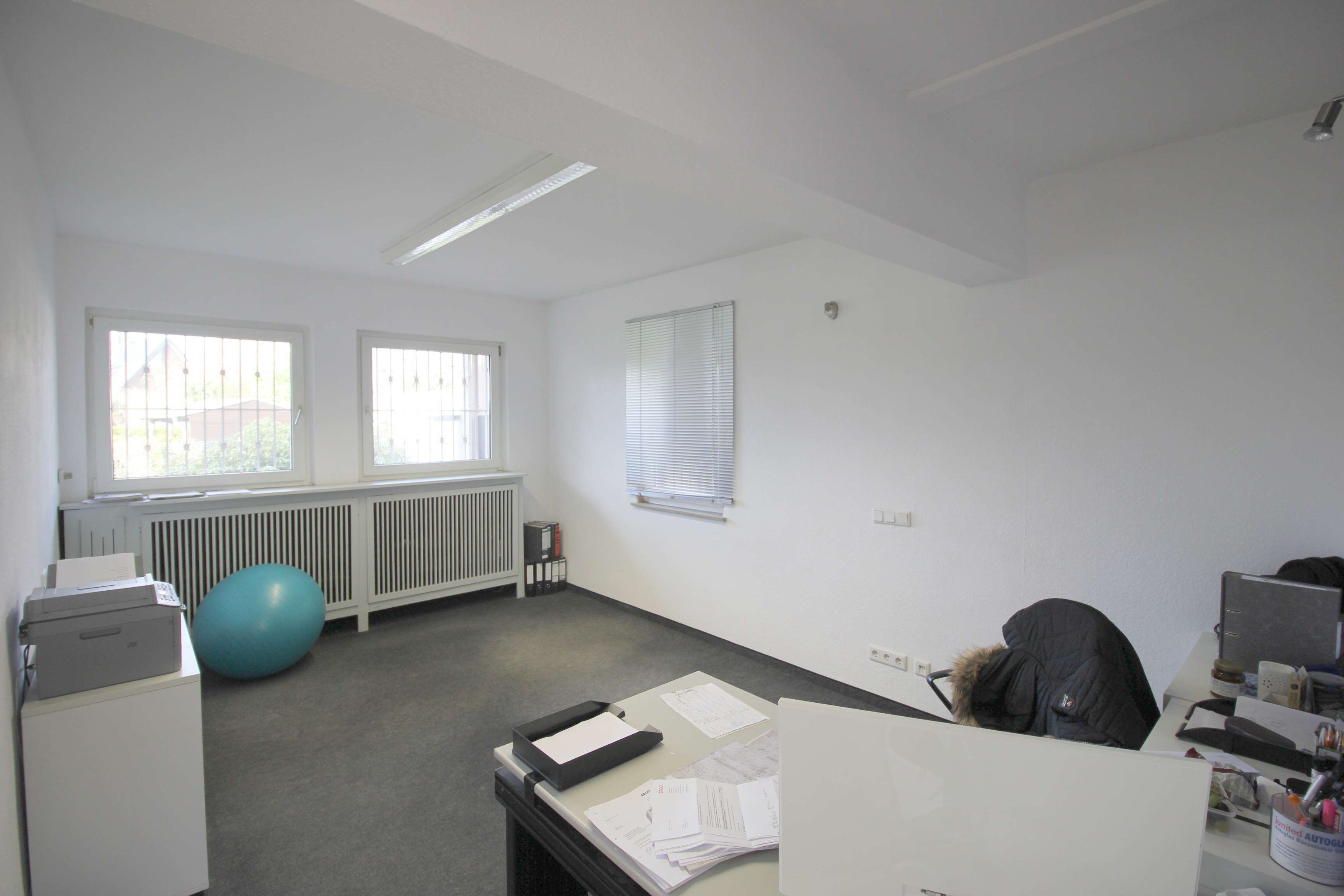 Vermietet! Helles und gepflegtes Ladenlokal im Erdgeschoss in guter