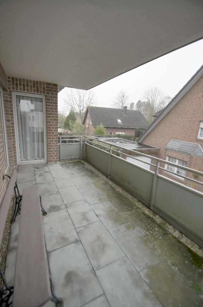 Vermietet! Kaarst-Holzbüttgen: 3-Zim.-Whg. mit großem Balkon ...