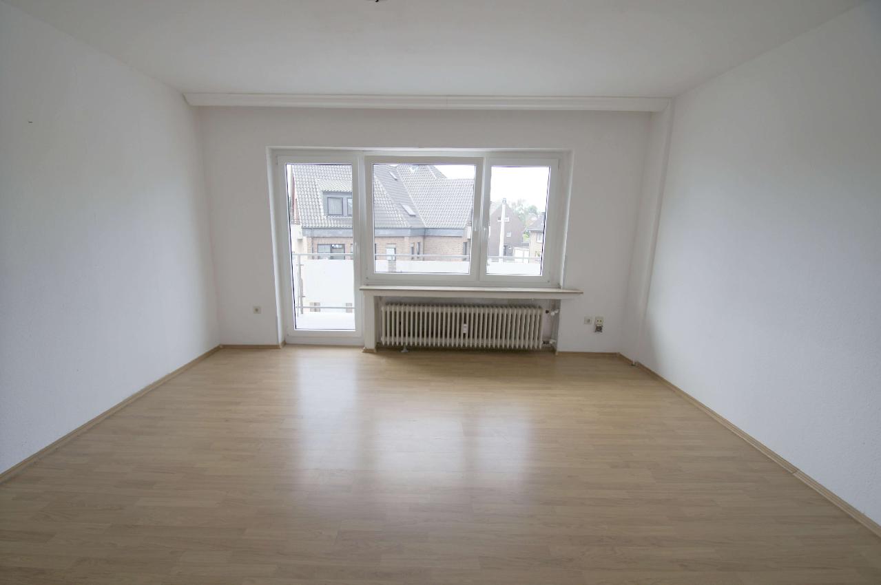 Vermietet! Nach Modernisierung ! 4Zimmerwohnung mit Balkon und