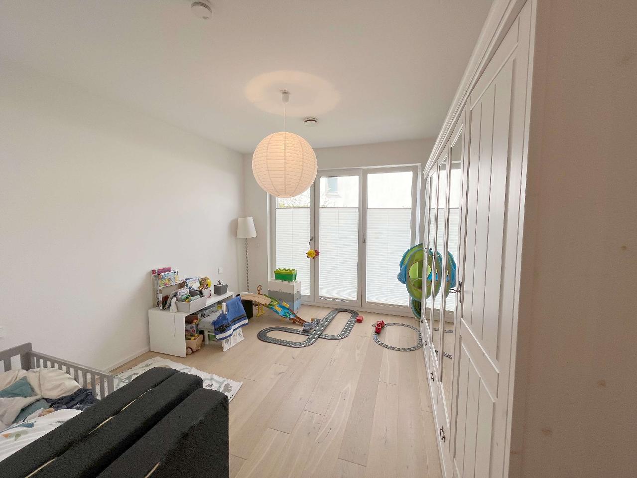 Vermietet! DüsseldorfFlehe Luxuriöse 4Zi.Wohnung mit Garten, TG