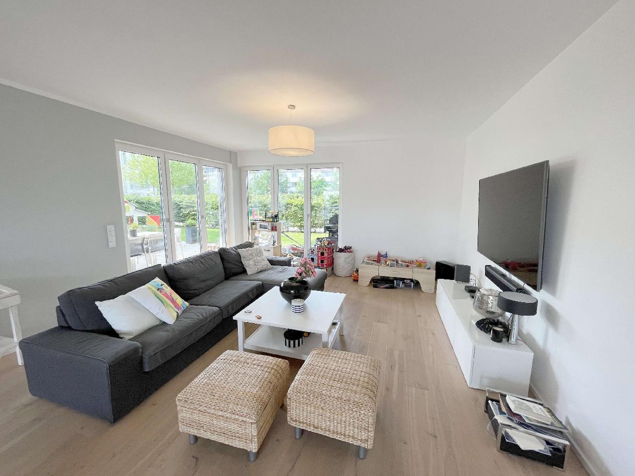 Vermietet! DüsseldorfFlehe Luxuriöse 4Zi.Wohnung mit Garten, TG