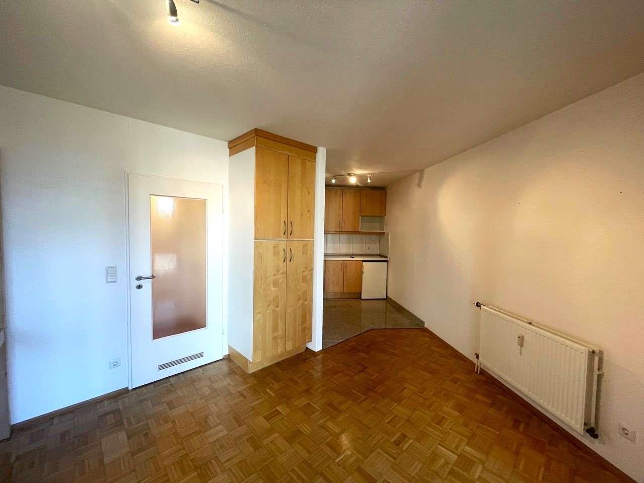 Ansicht 14 von: Vermietet! Pendler aufgepasst! Helles u. modernes Apartment mit EBK, Wannebad u. TG-Stellplatz